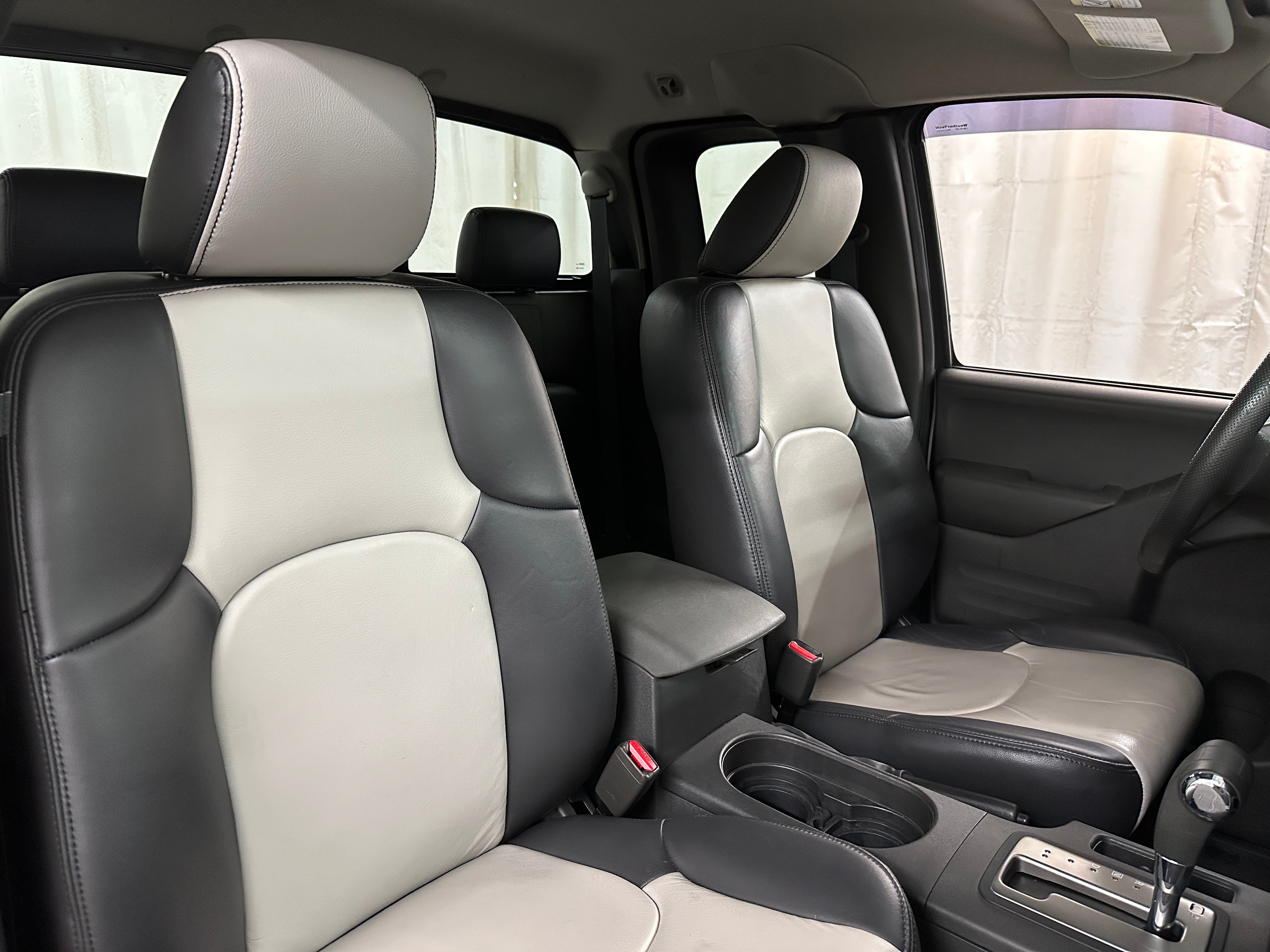 2019 Nissan Frontier SV 2