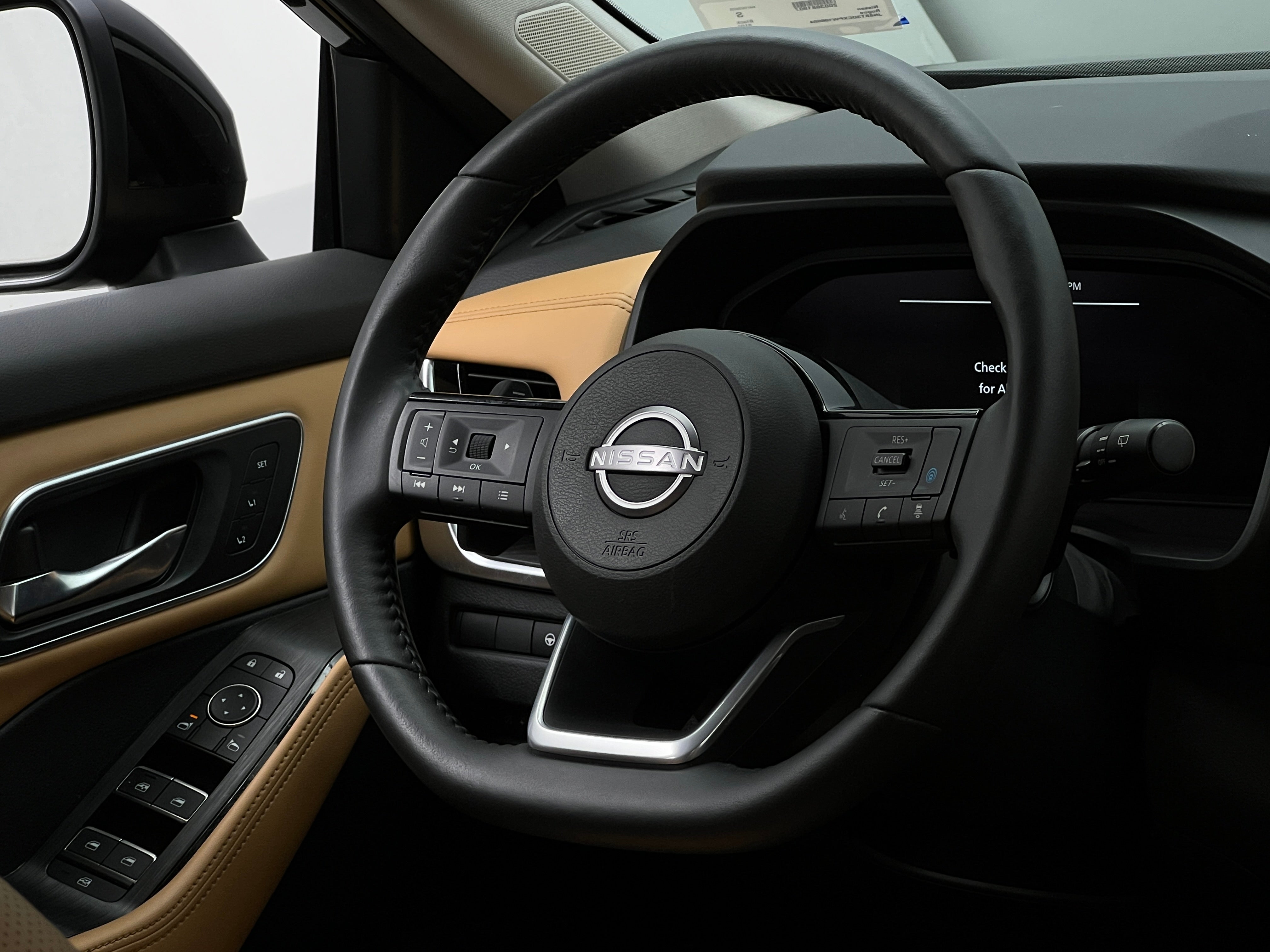 2023 Nissan Rogue Platinum 4