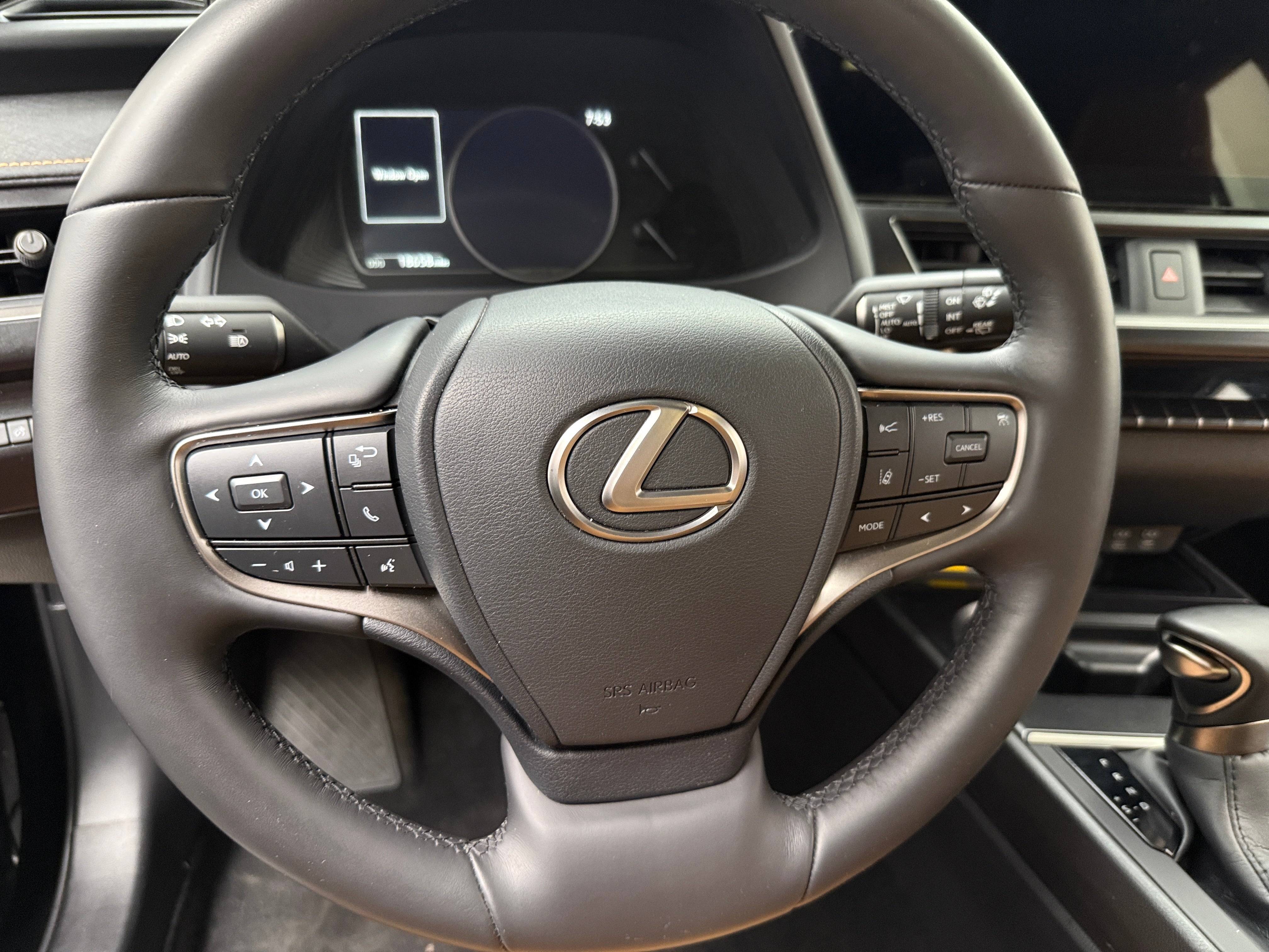2024 Lexus UX 250h 5