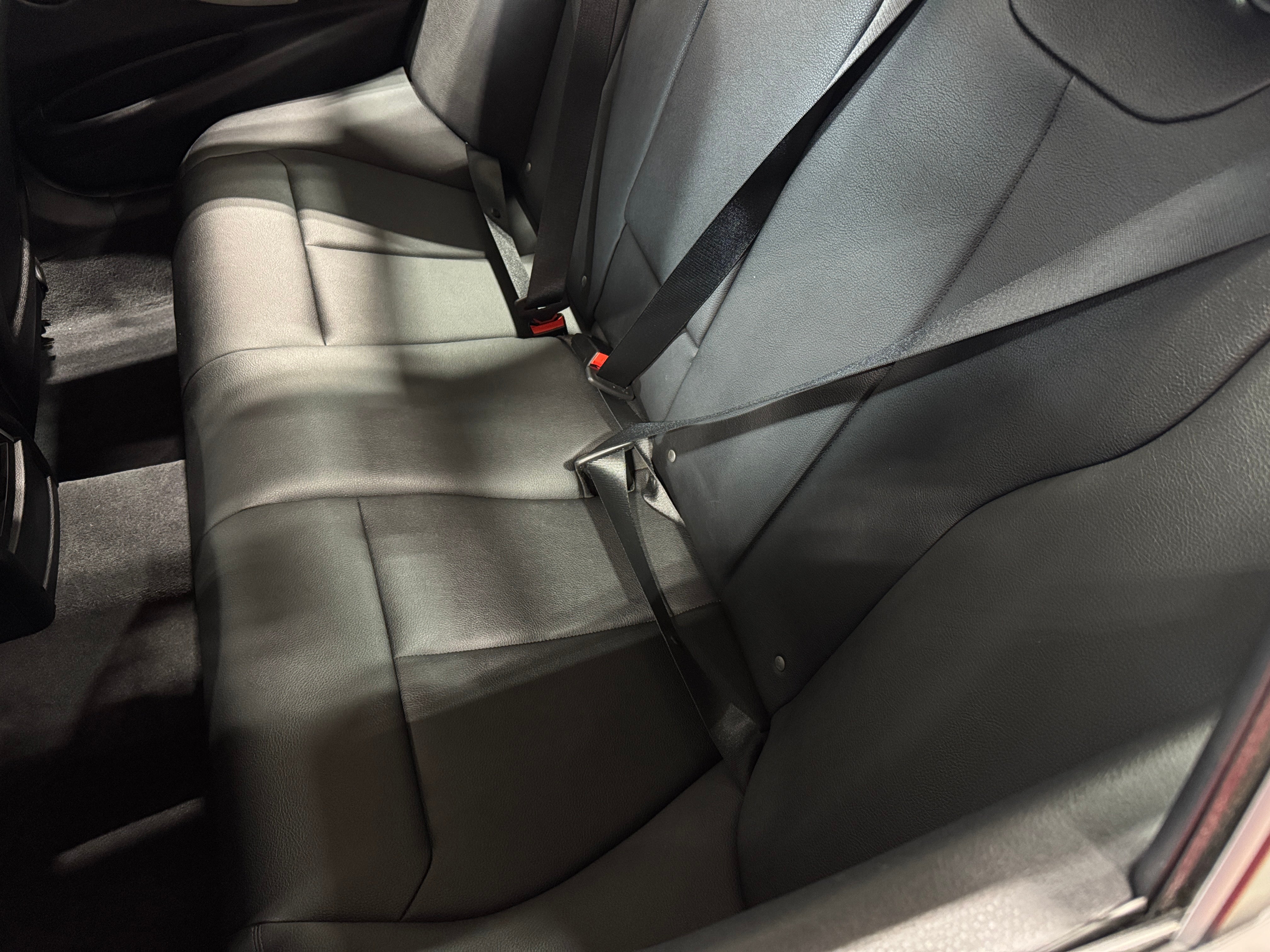2016 BMW 3 Series 320i xDrive 5