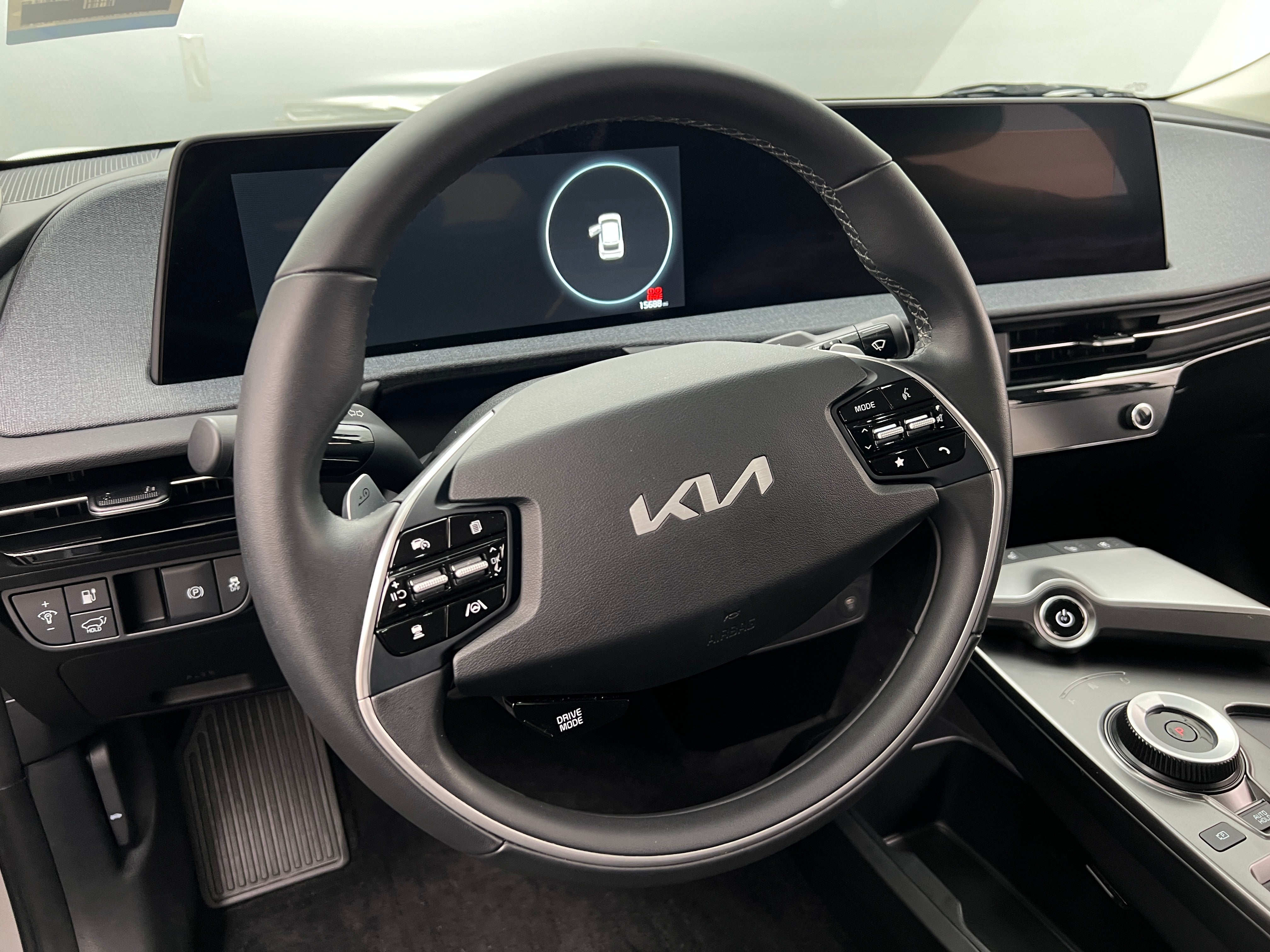 2023 Kia EV6 Wind 4