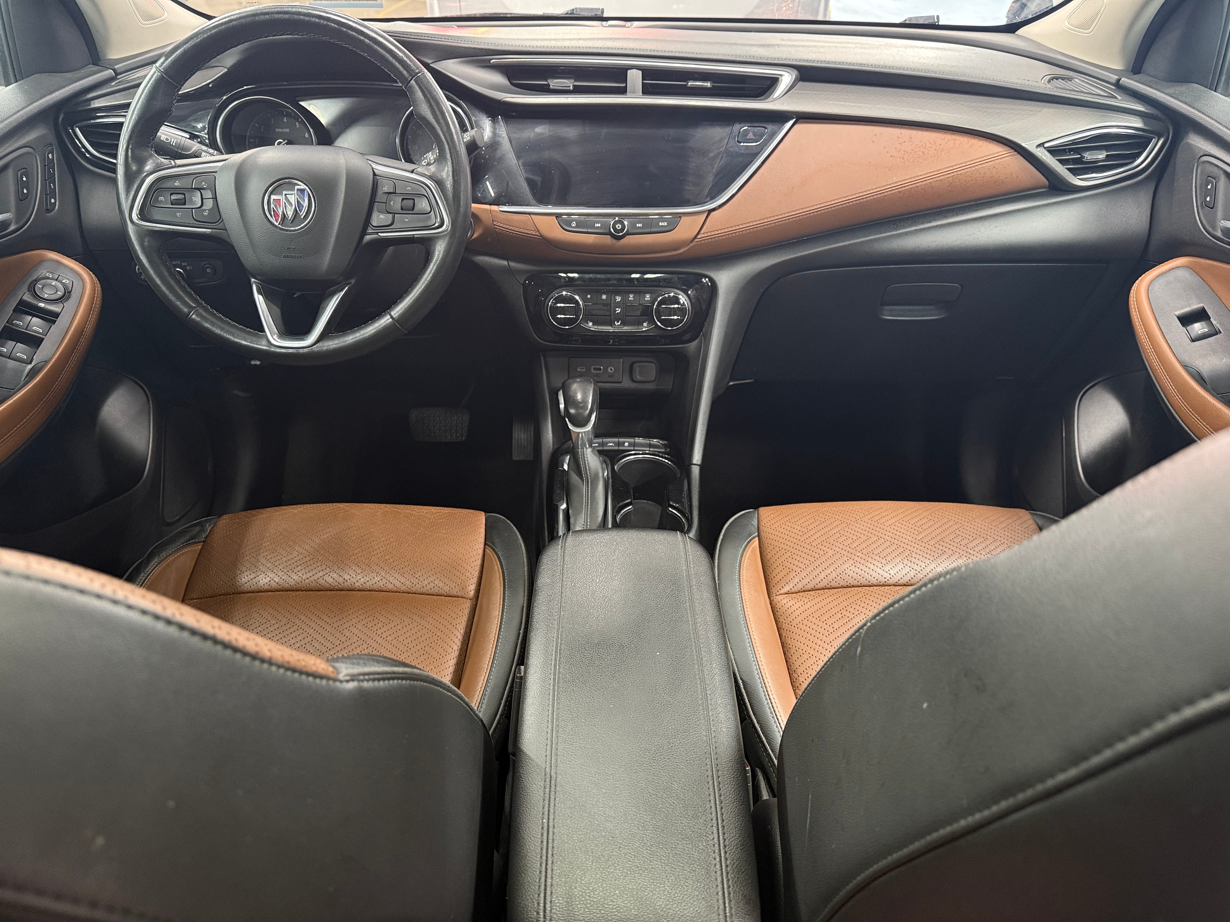 2021 Buick Encore GX Essence 2