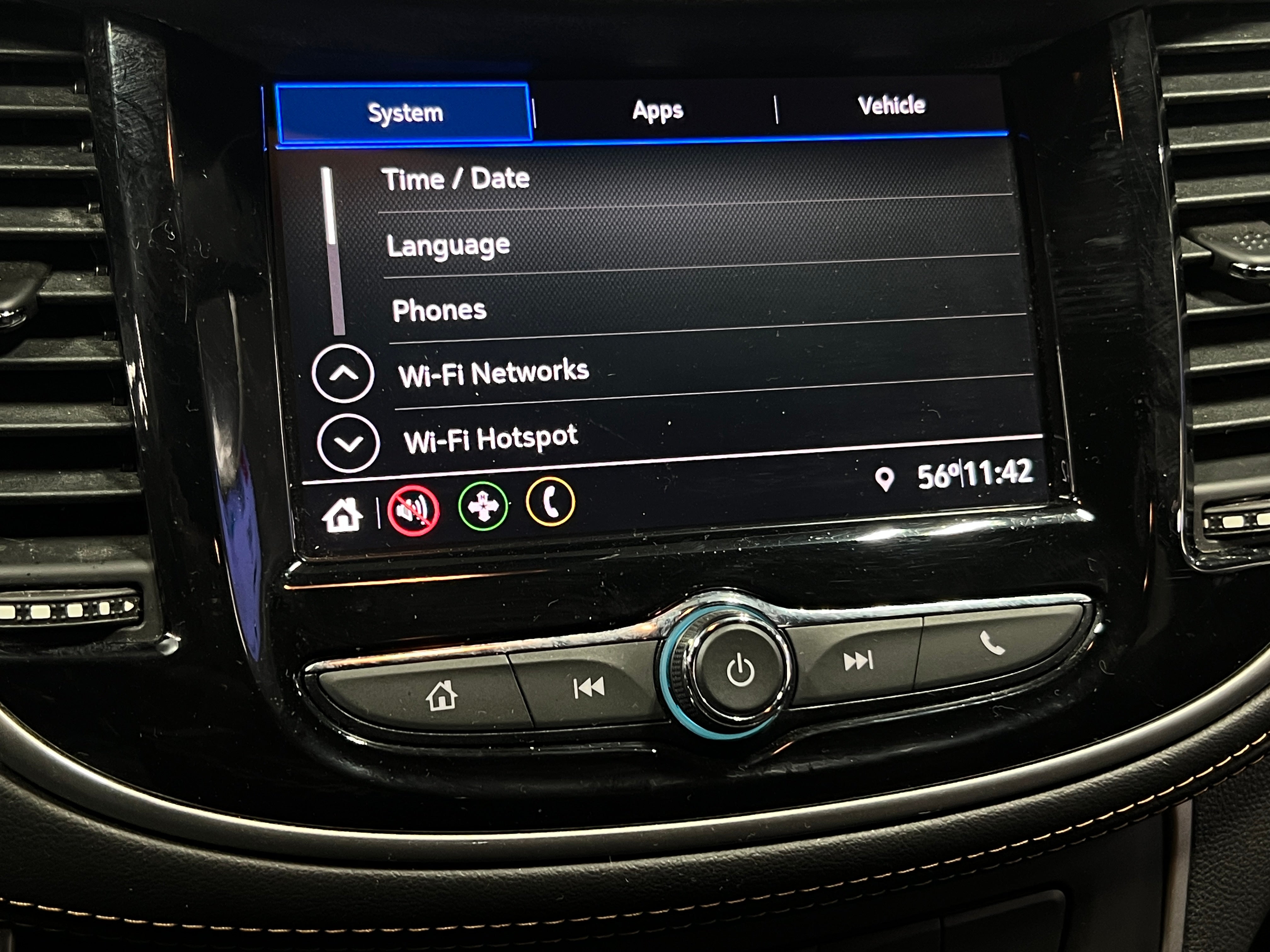 2020 Chevrolet Trax LS 4