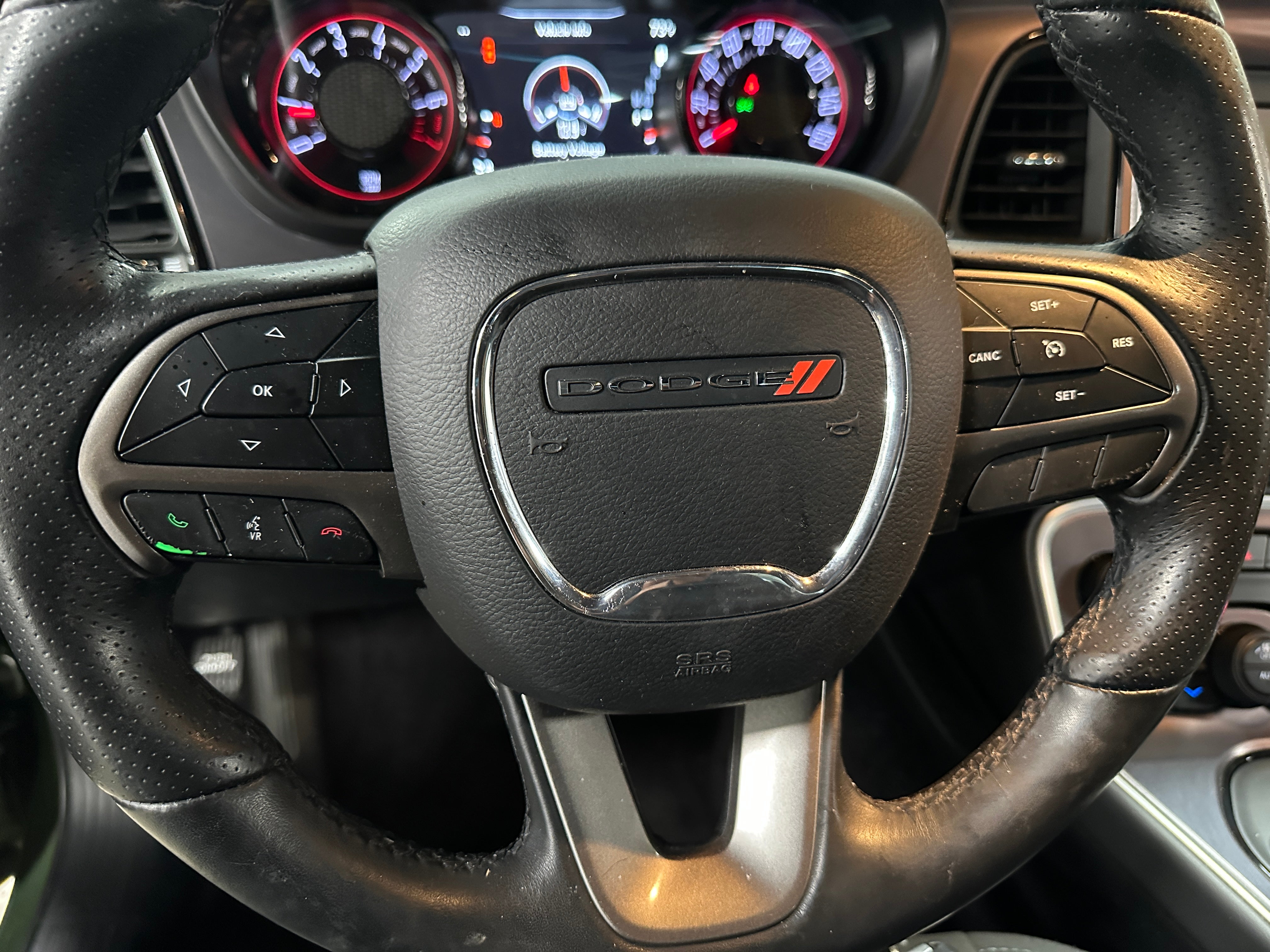 2019 Dodge Challenger SXT 4