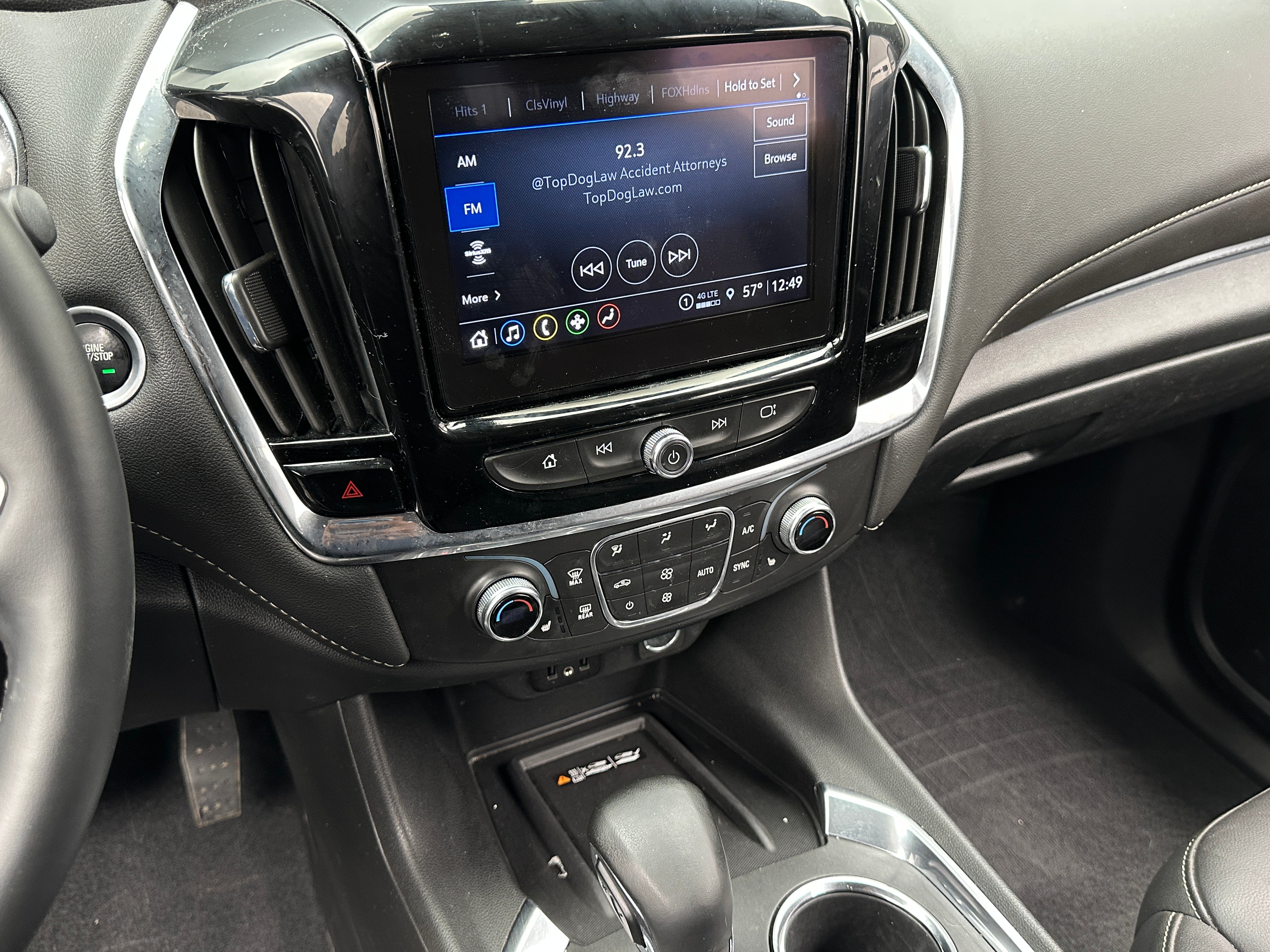 2023 Chevrolet Traverse LT 3