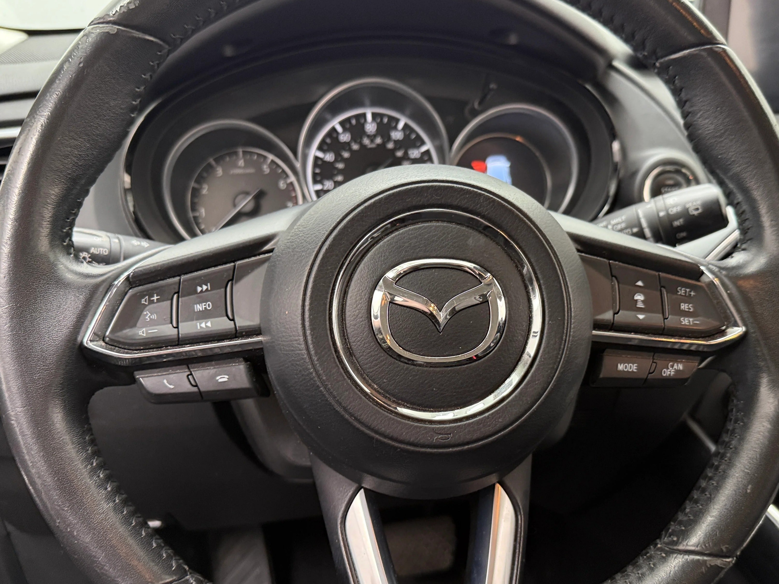 2018 Mazda CX-9 Touring 4