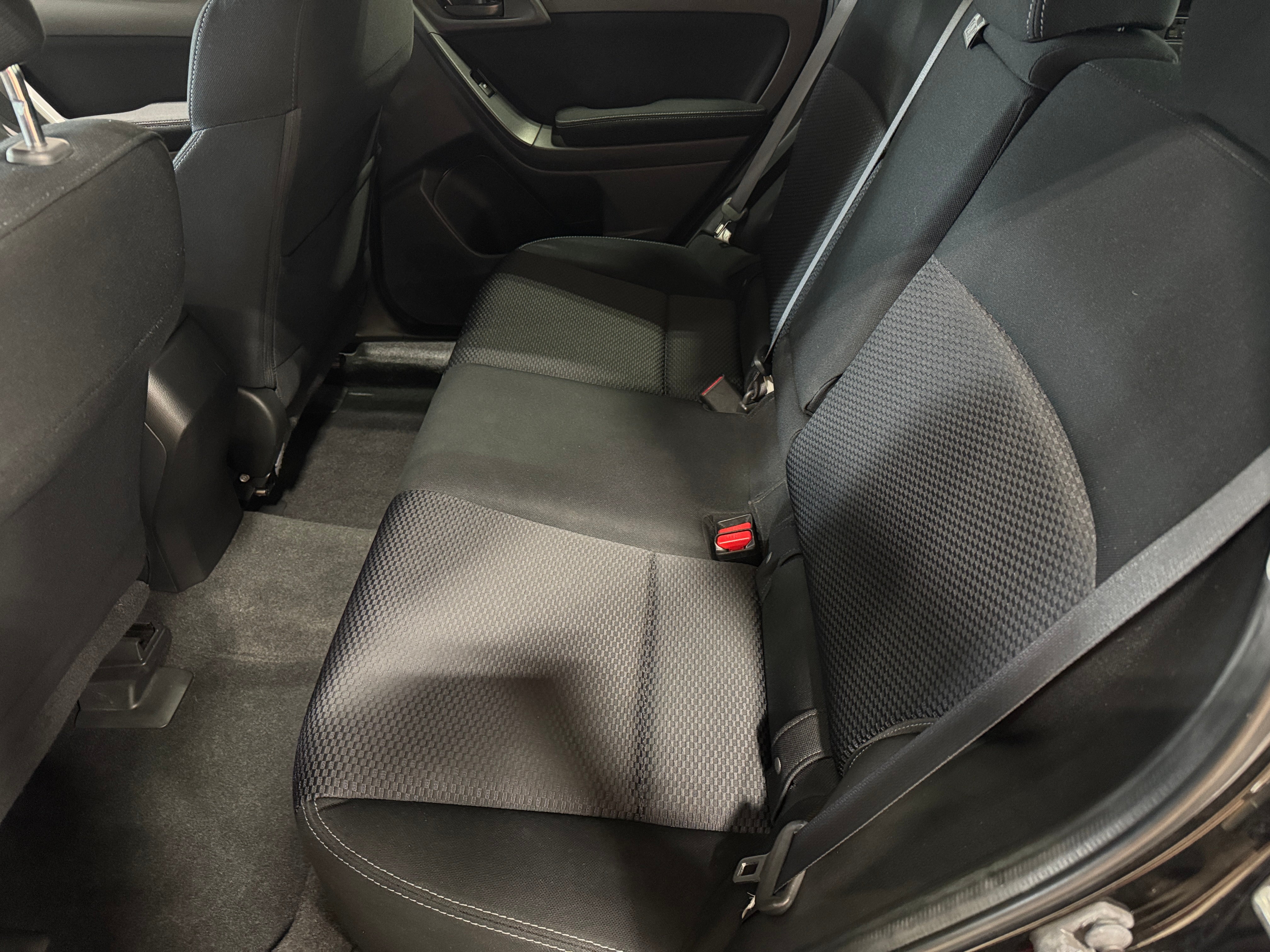 2014 Subaru Forester Premium 6