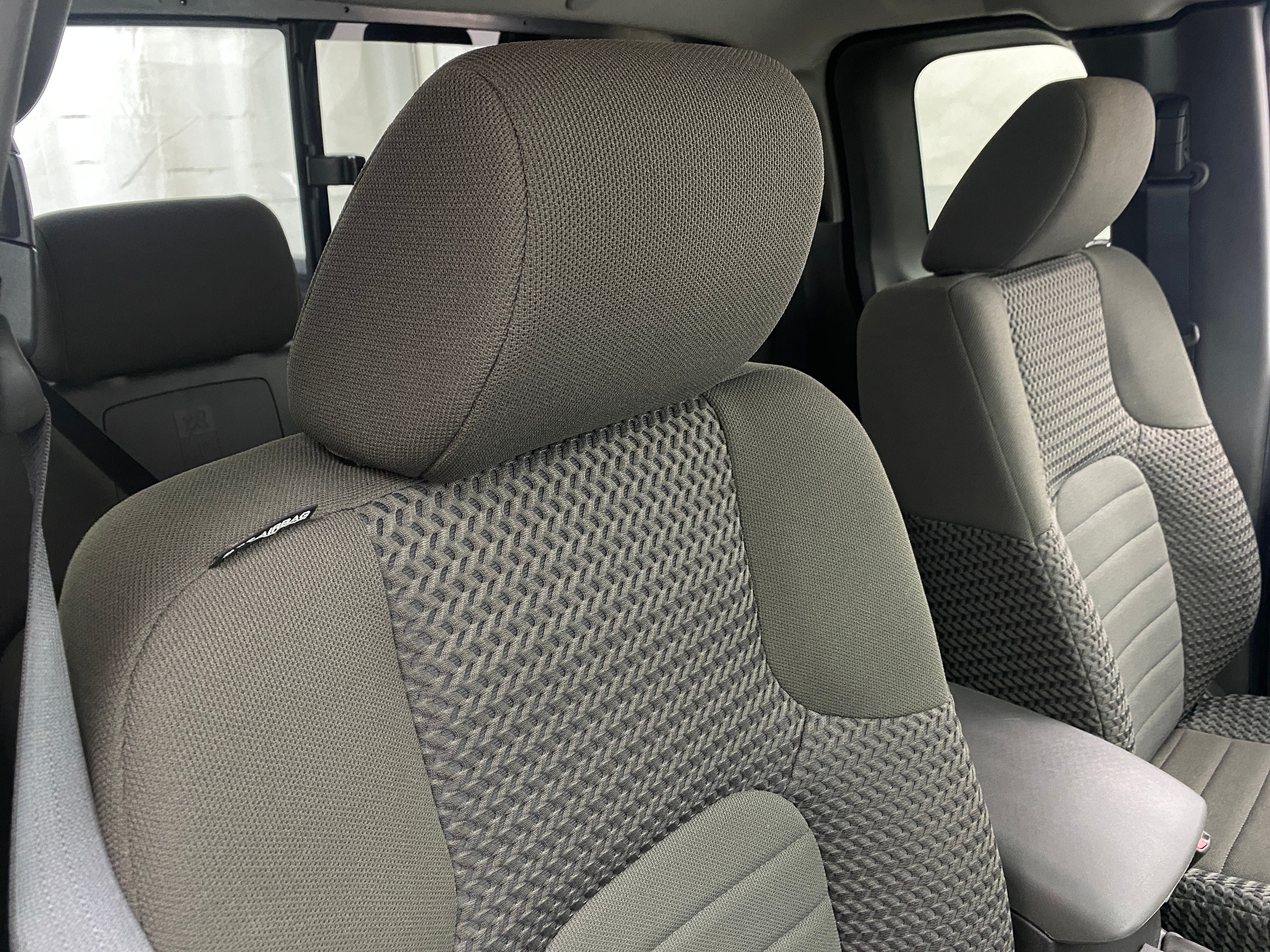 2018 Nissan Frontier SV 2