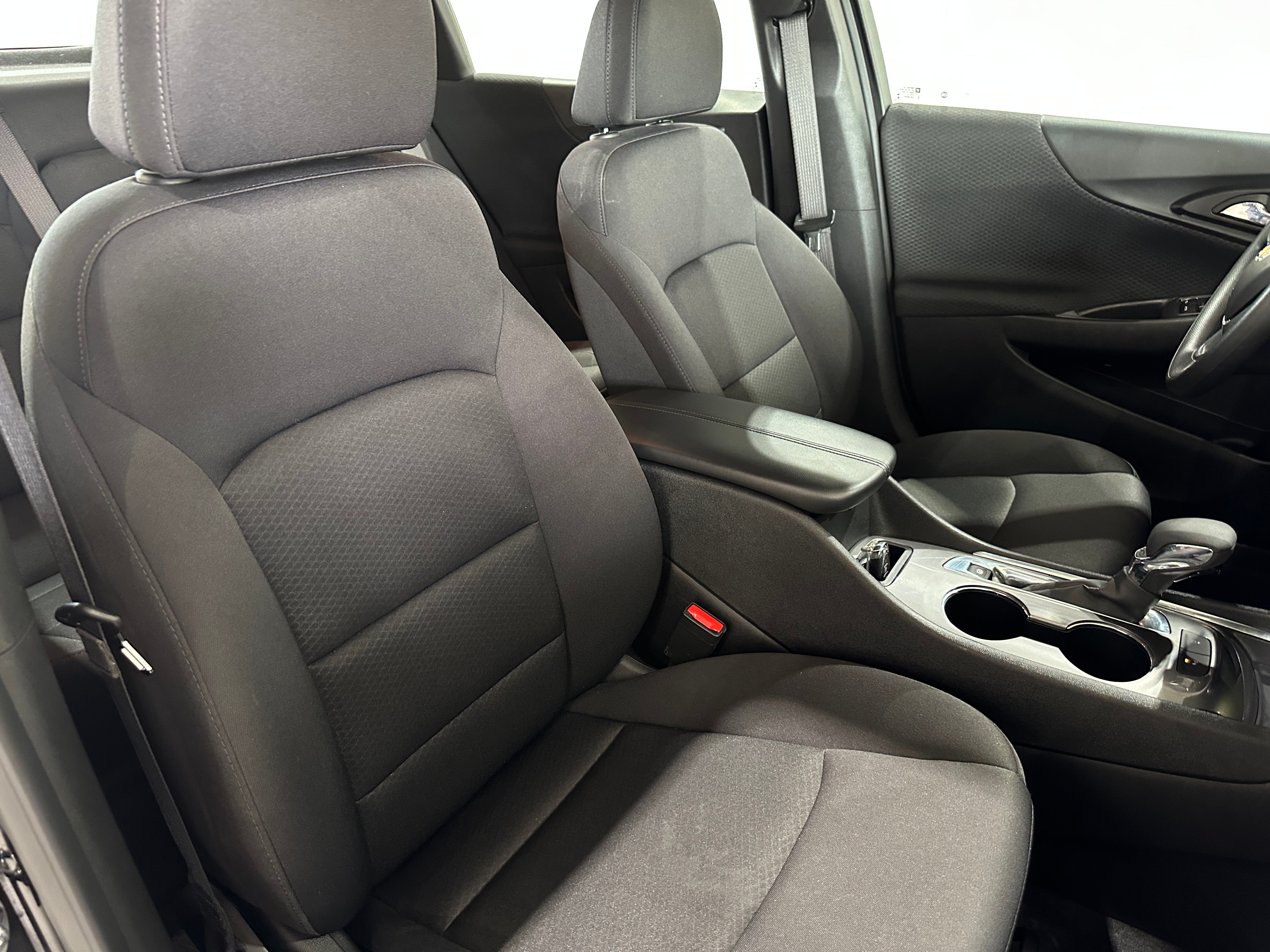 2024 Chevrolet Malibu LT 2