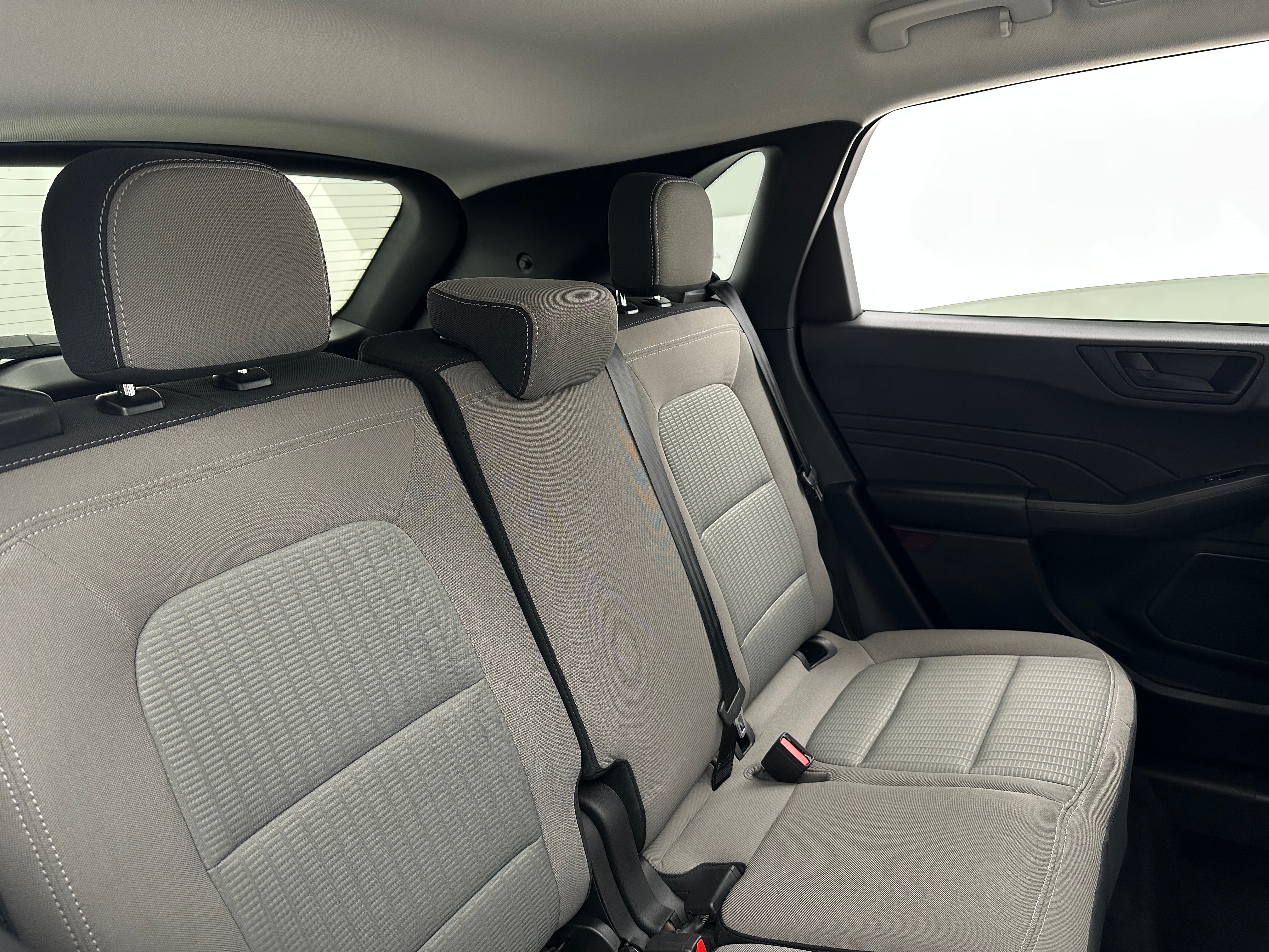 2022 Ford Escape S 6