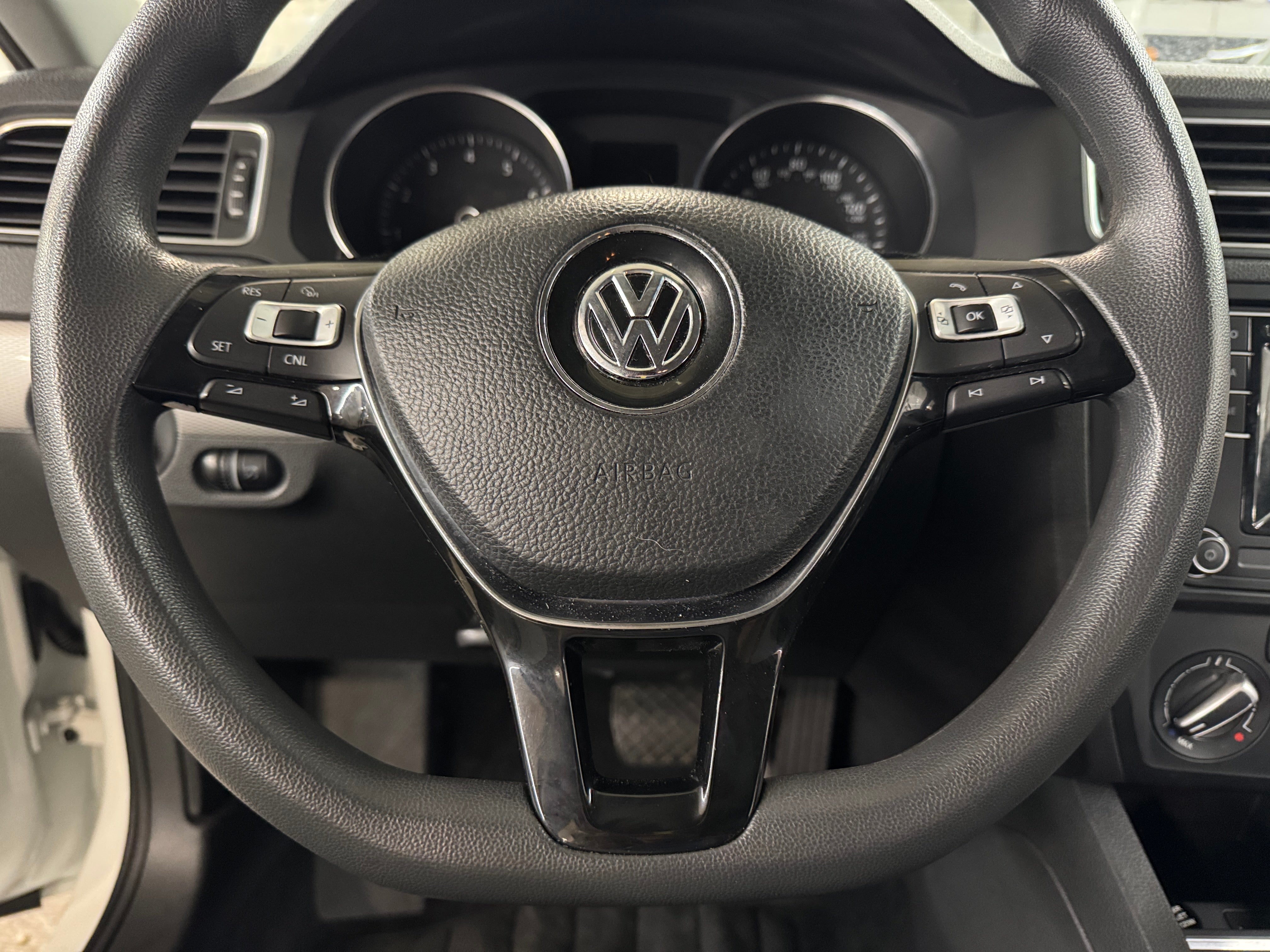 2017 Volkswagen Jetta S 5