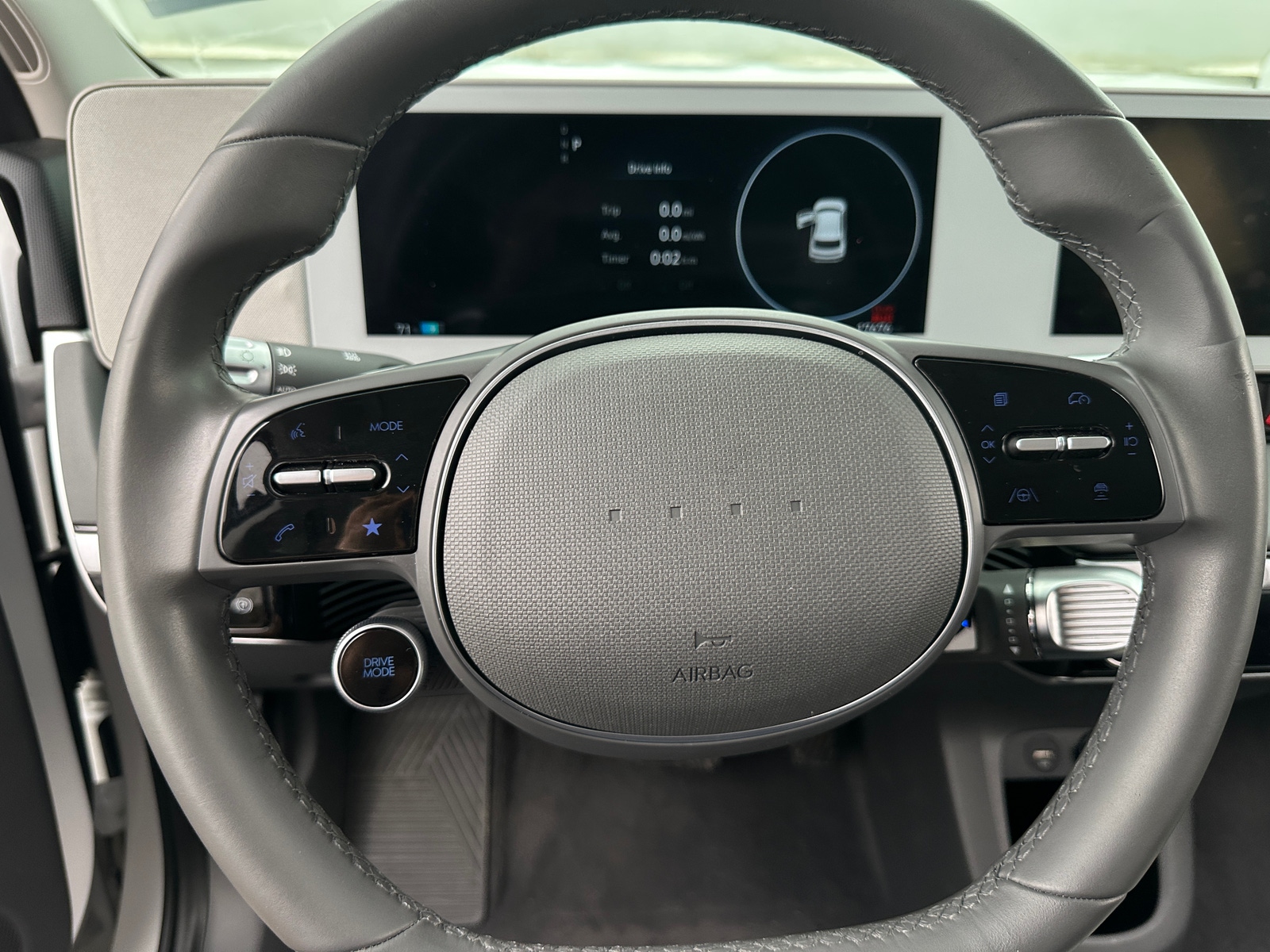 Thumbnail: 2022 Hyundai Ioniq 5 - 5