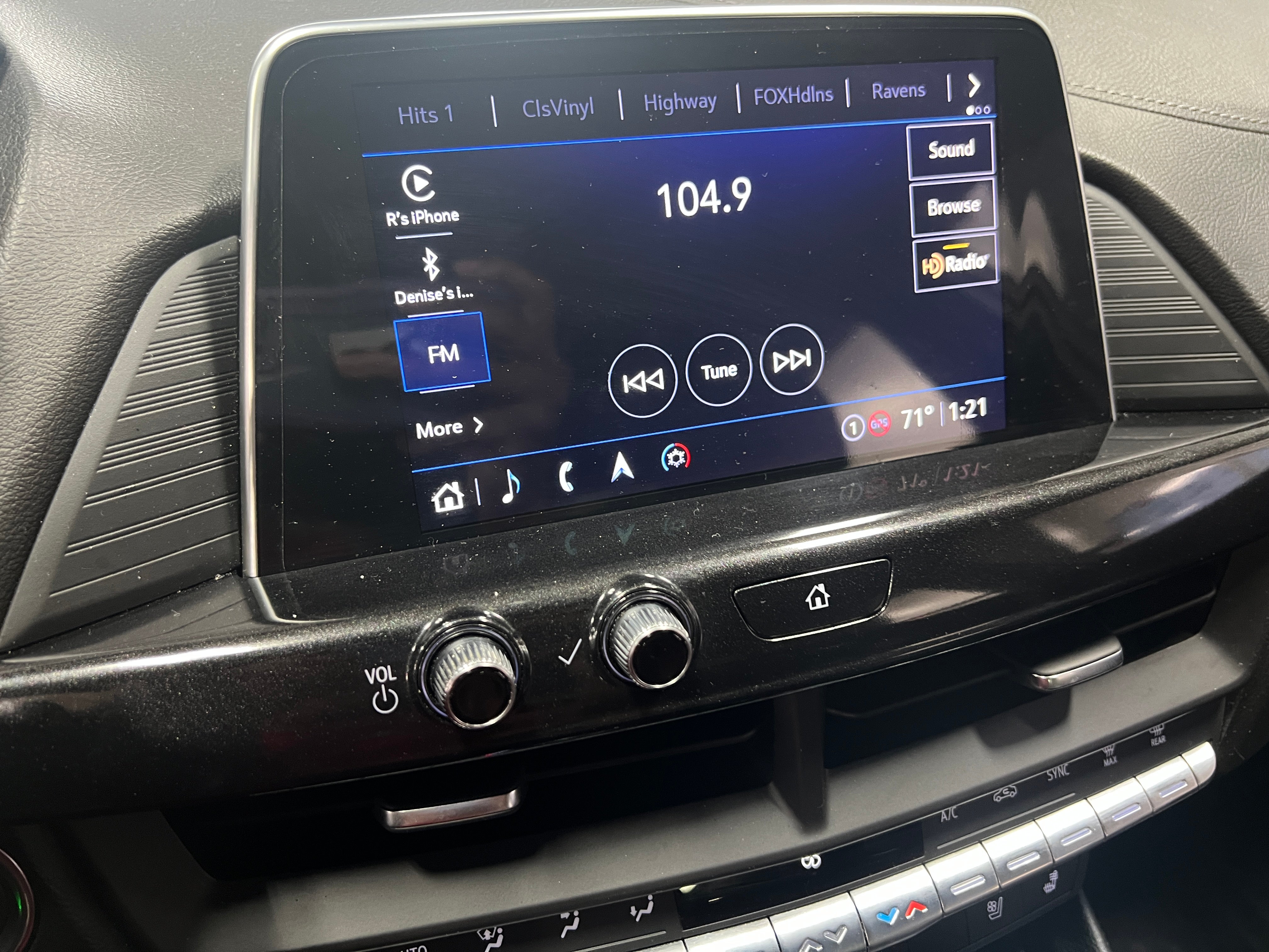 2022 Cadillac CT4 Premium Luxury 3