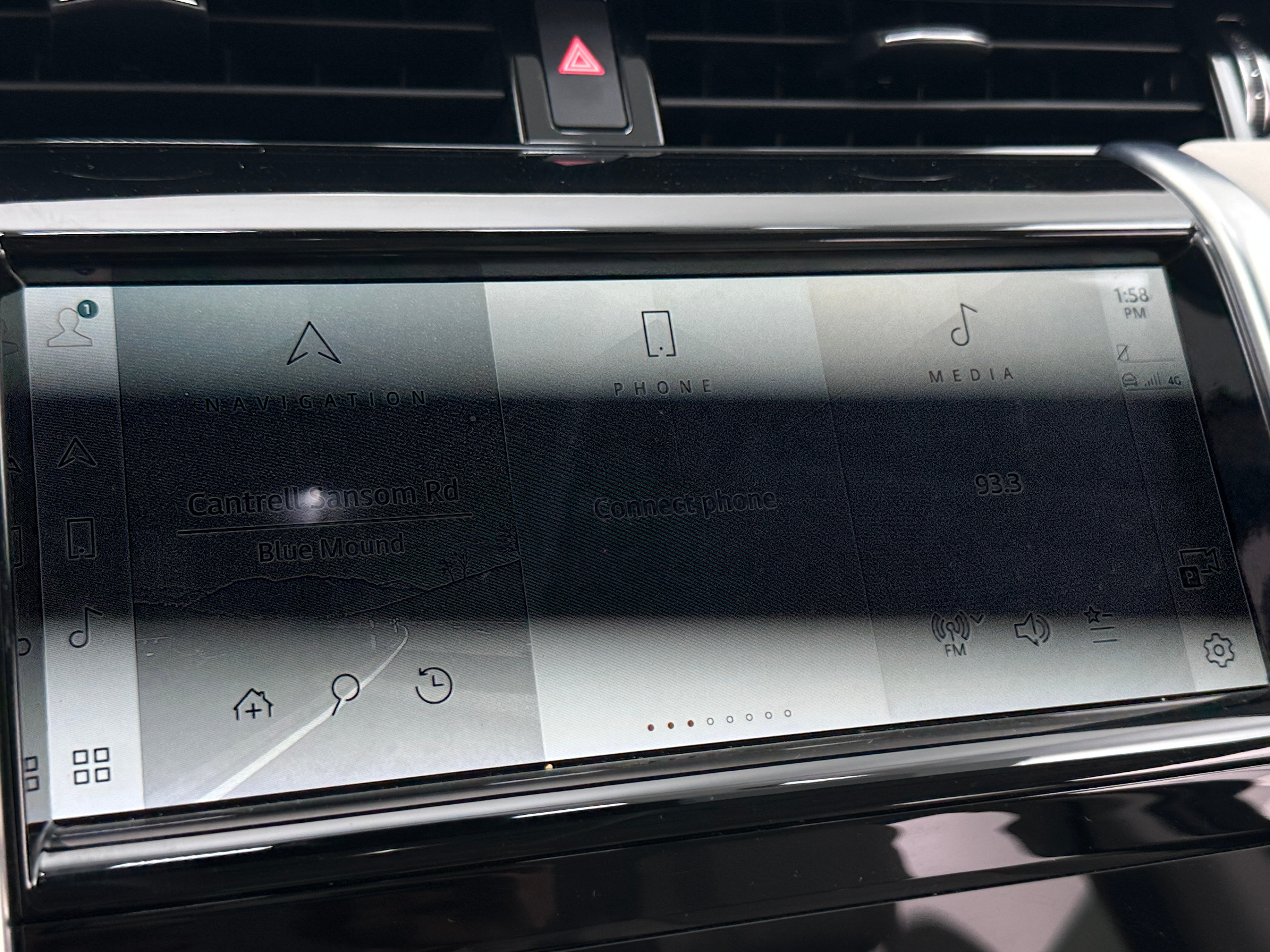 2023 Land Rover Discovery Sport S 3