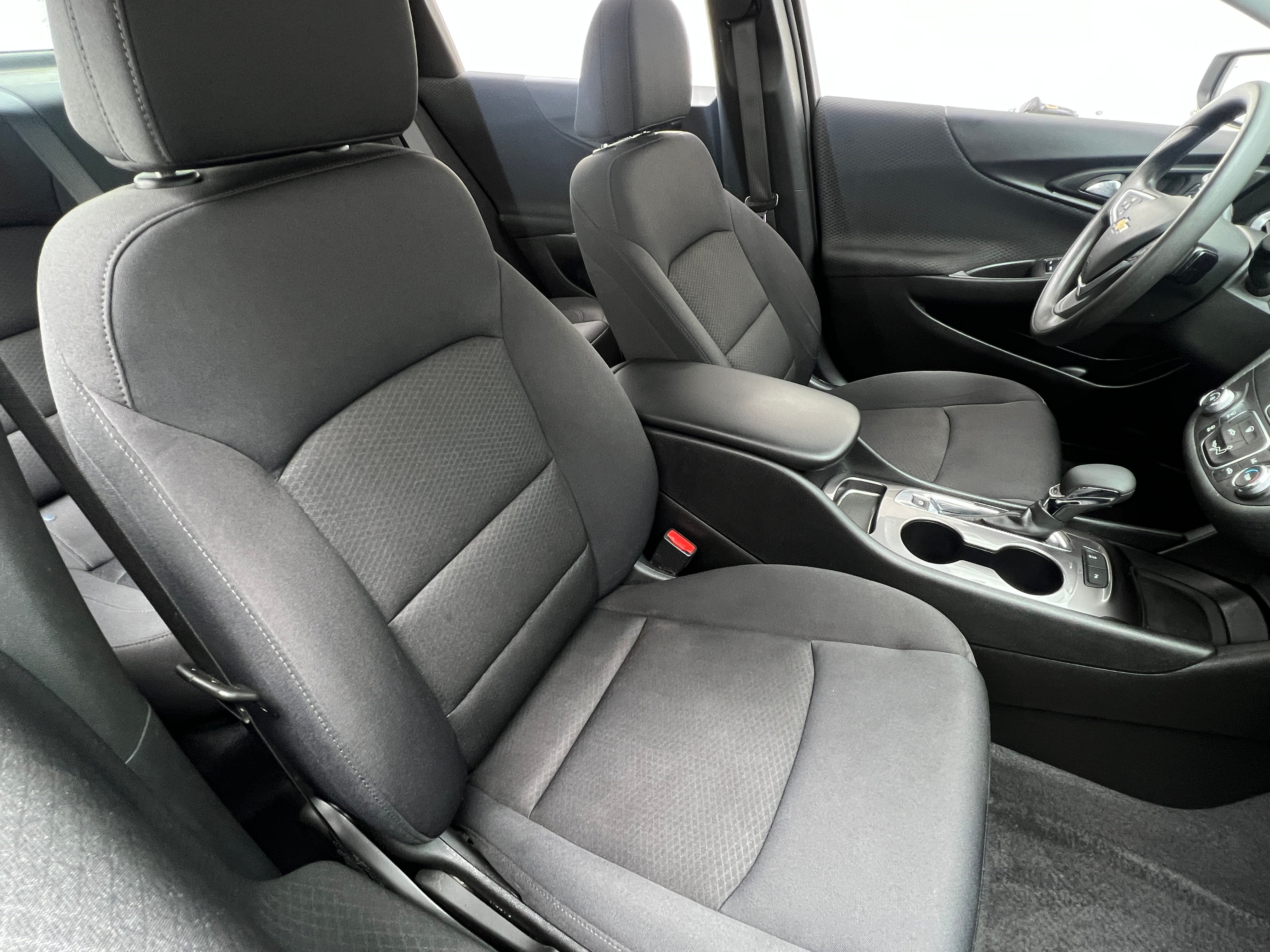 2023 Chevrolet Malibu LS 2