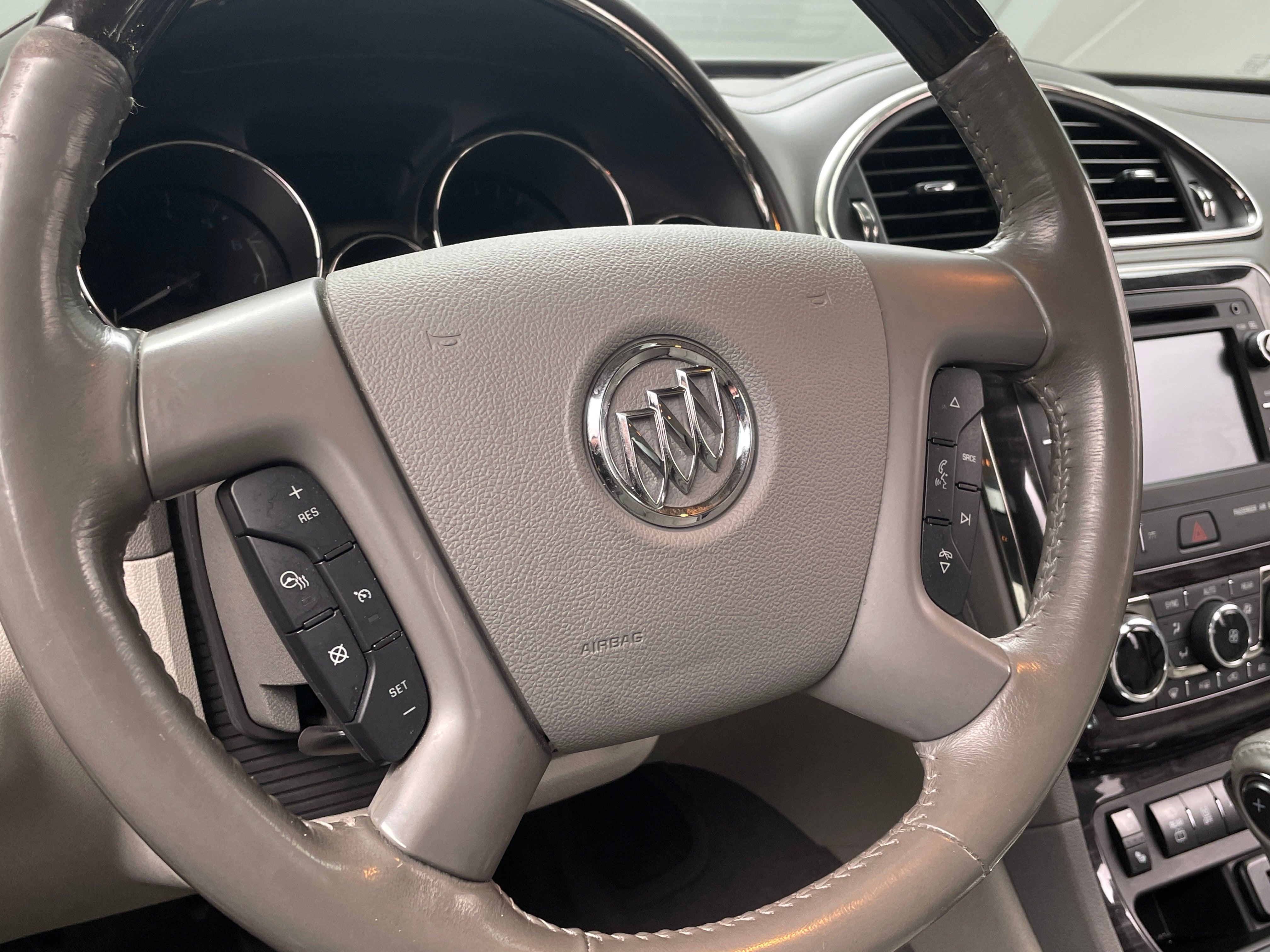 2017 Buick Enclave Leather Group 4