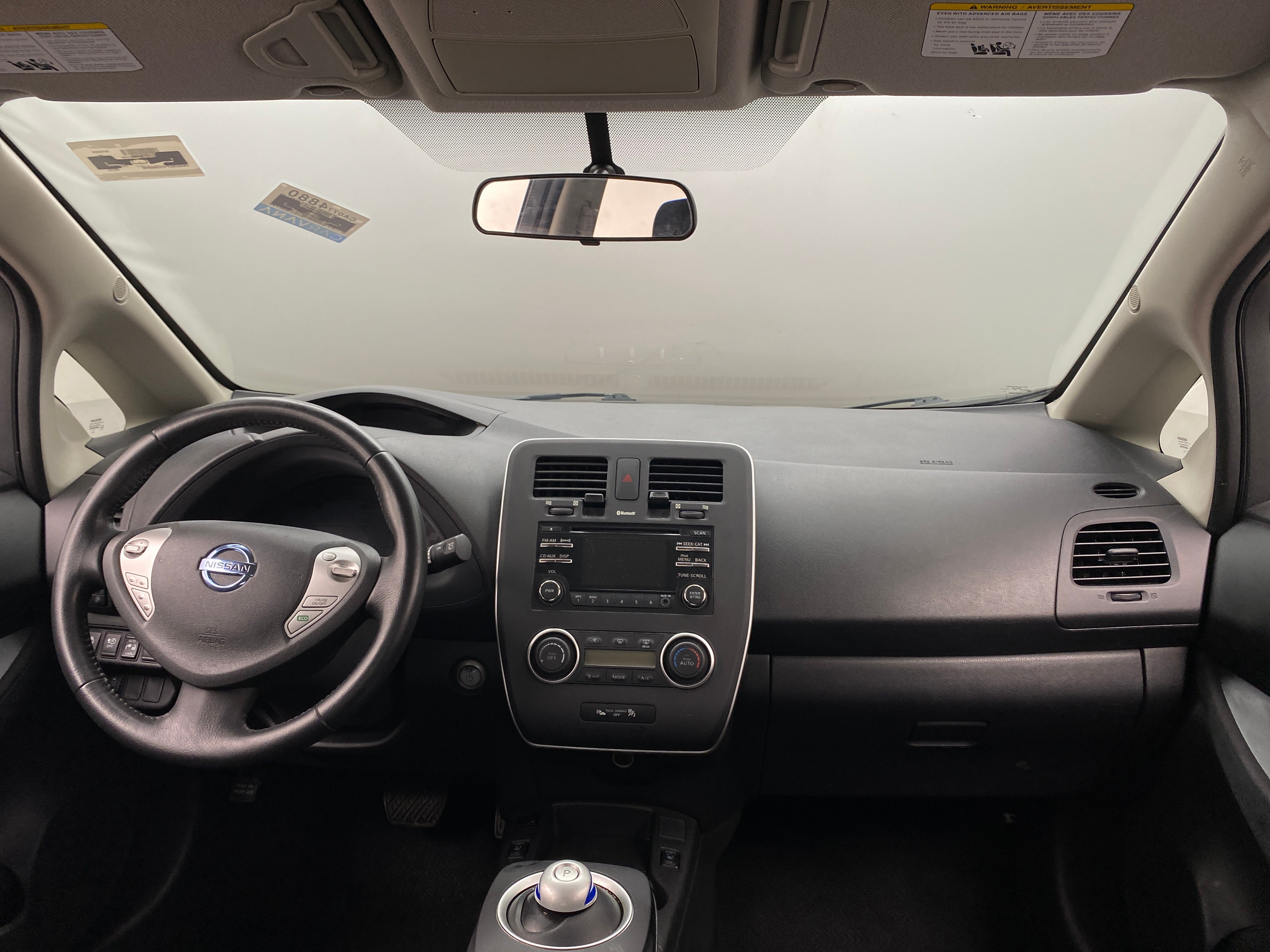 2015 Nissan Leaf S 3