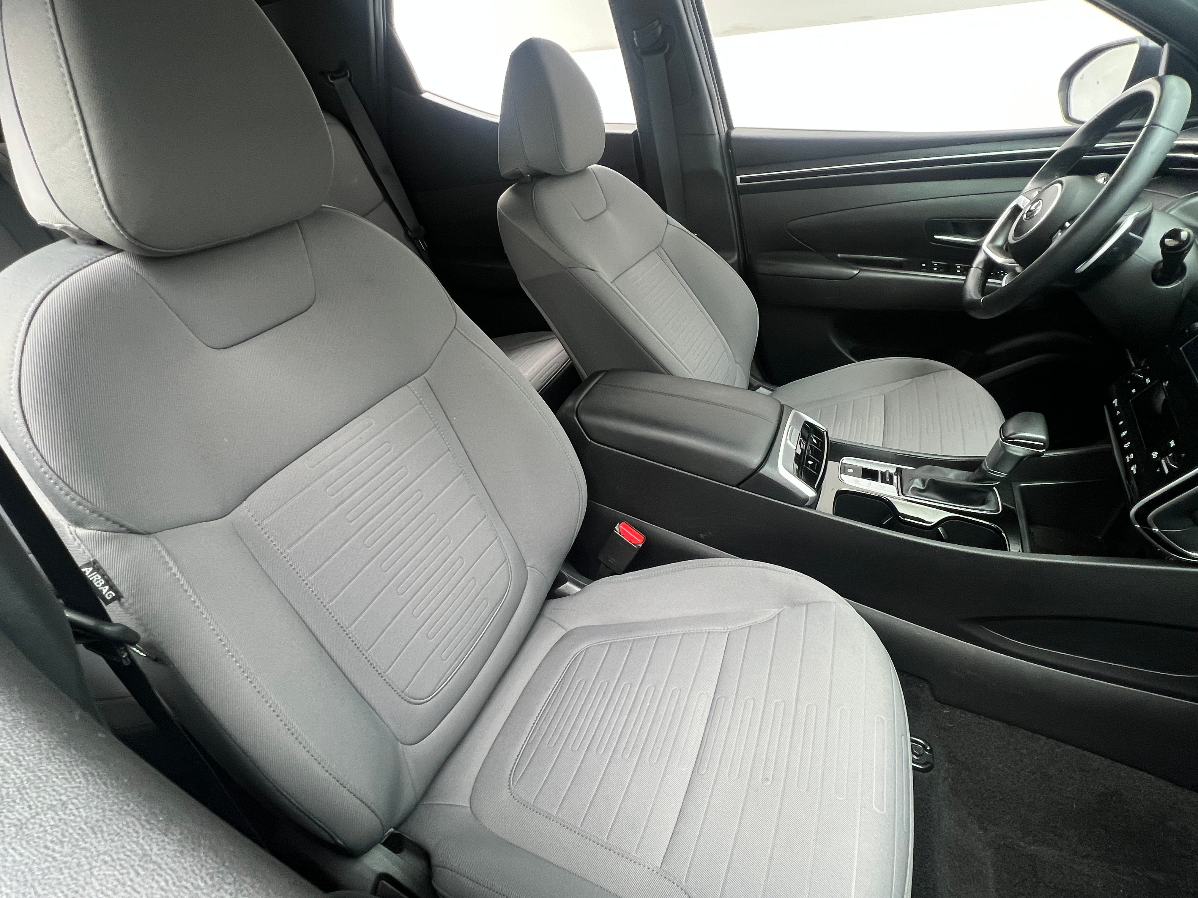 2022 Hyundai Santa Cruz SEL 2
