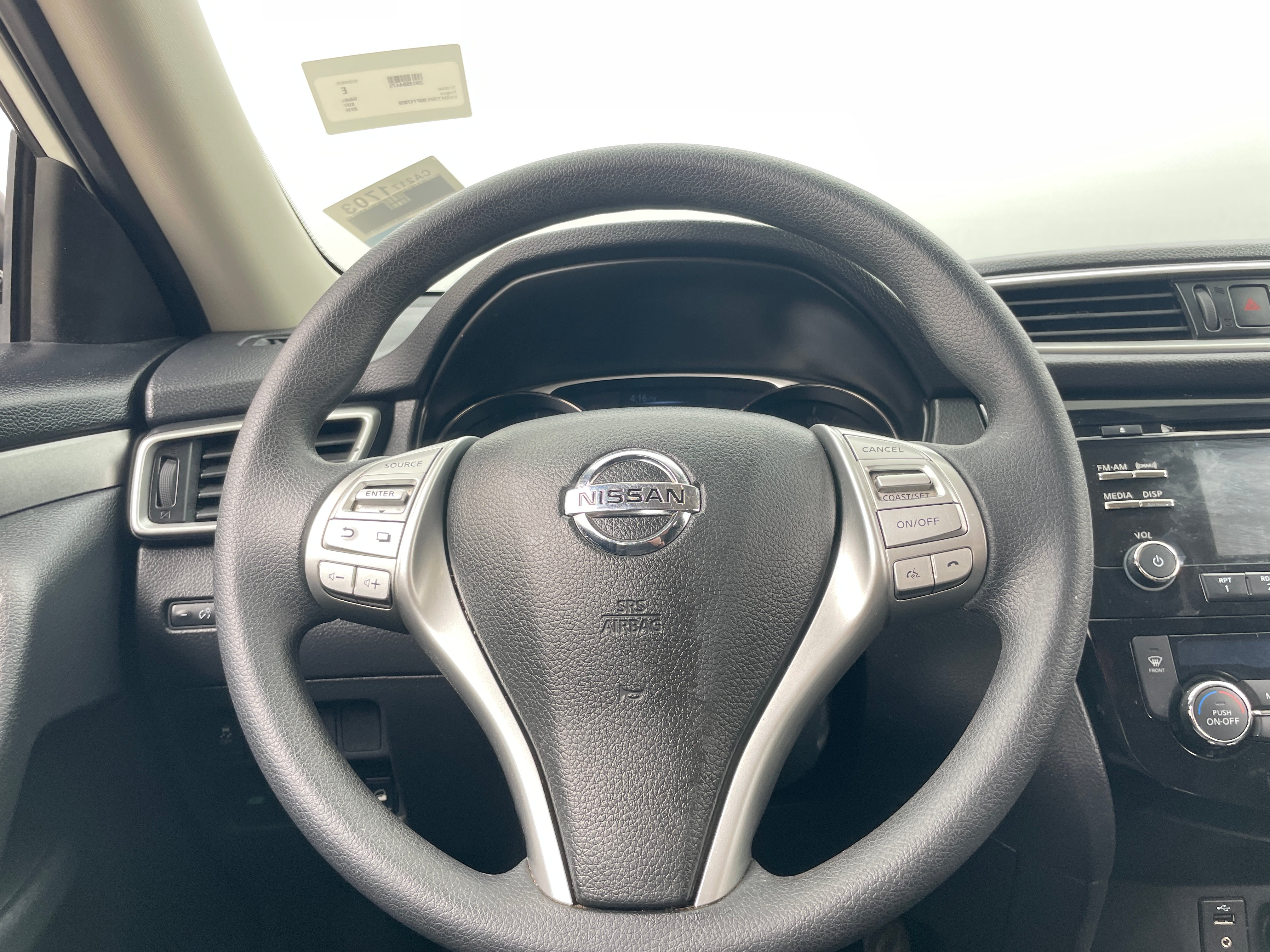 2016 Nissan Rogue SV 5