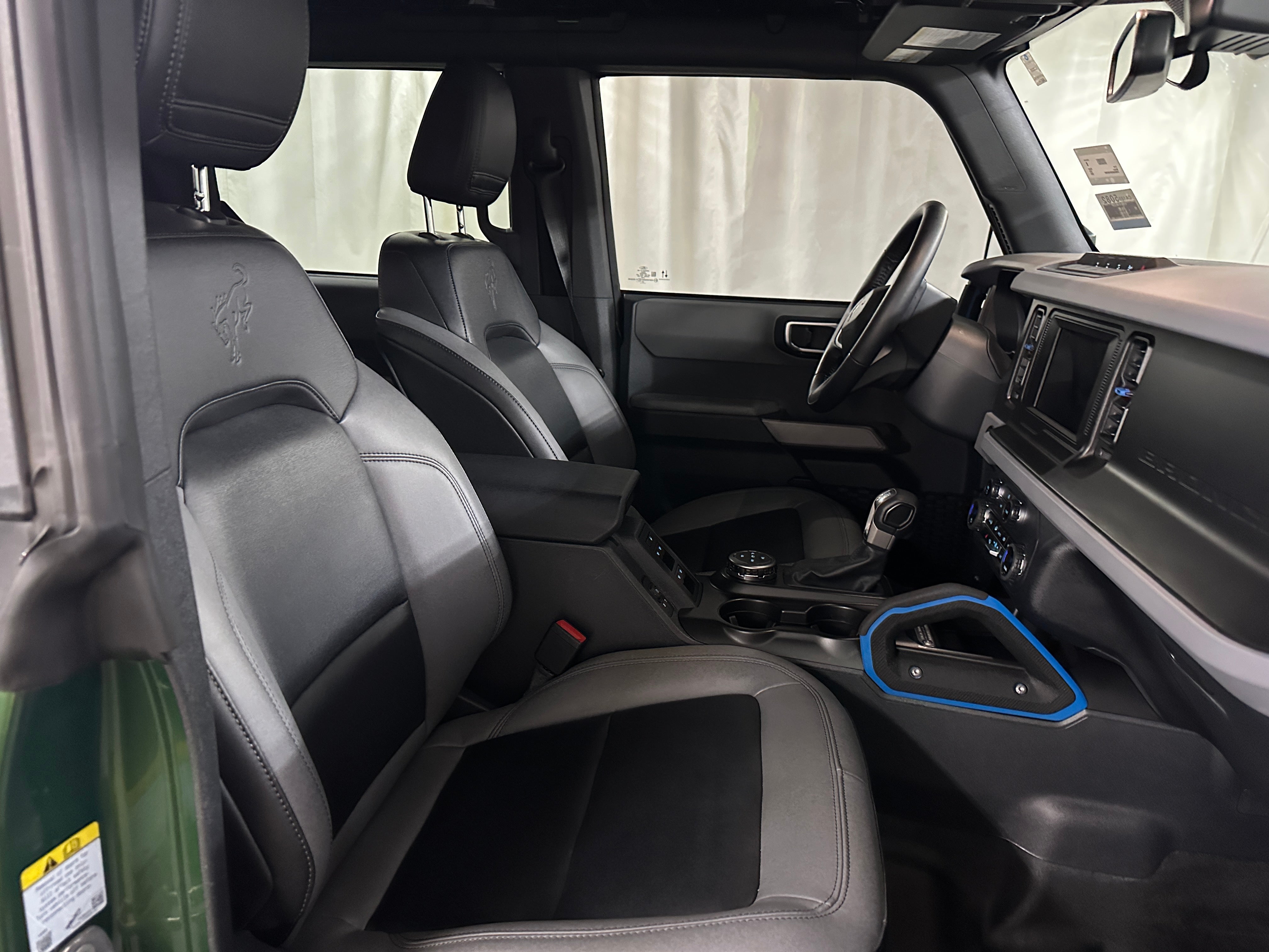 2023 Ford Bronco Black Diamond 2
