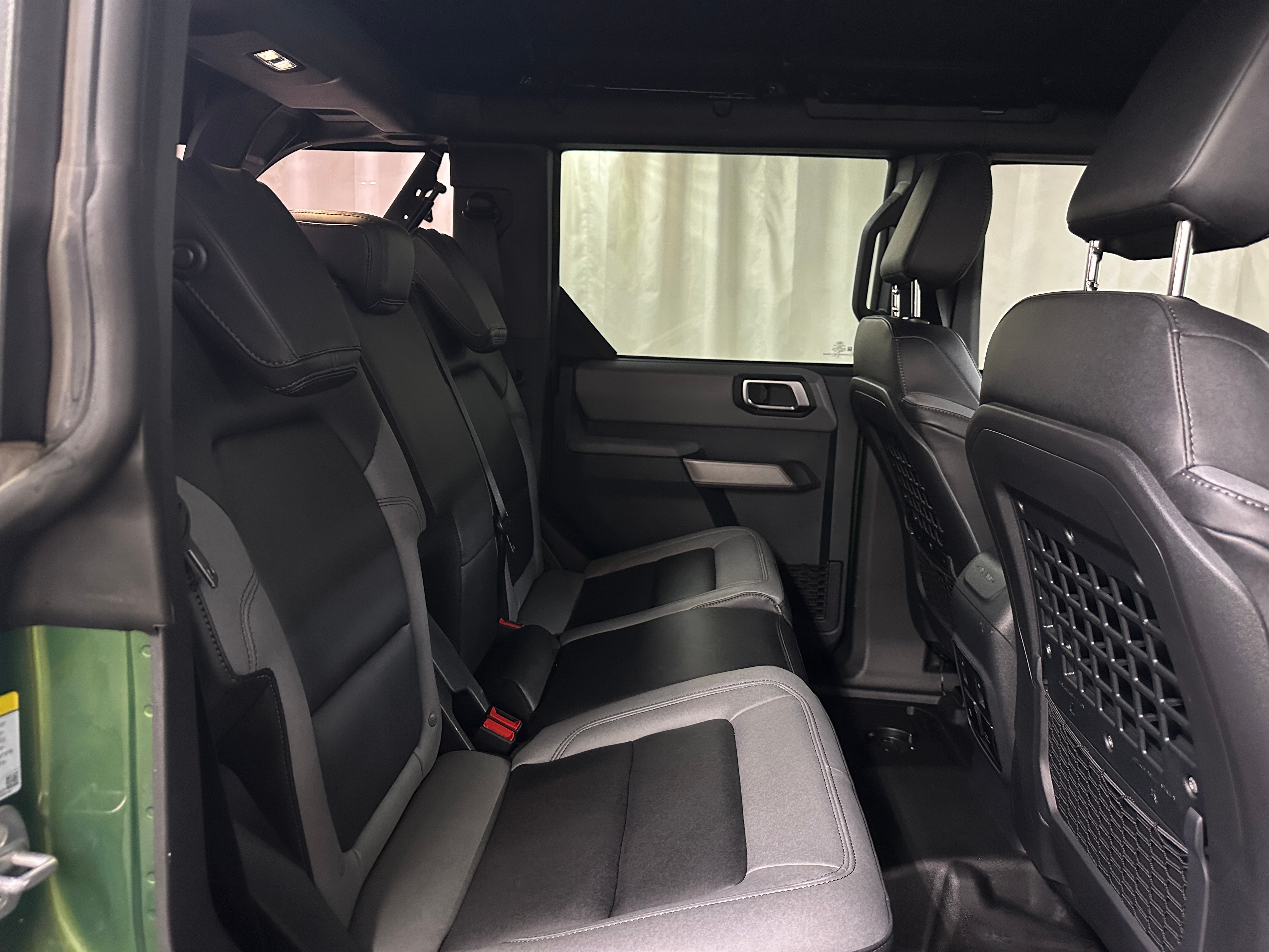 2023 Ford Bronco Black Diamond 6