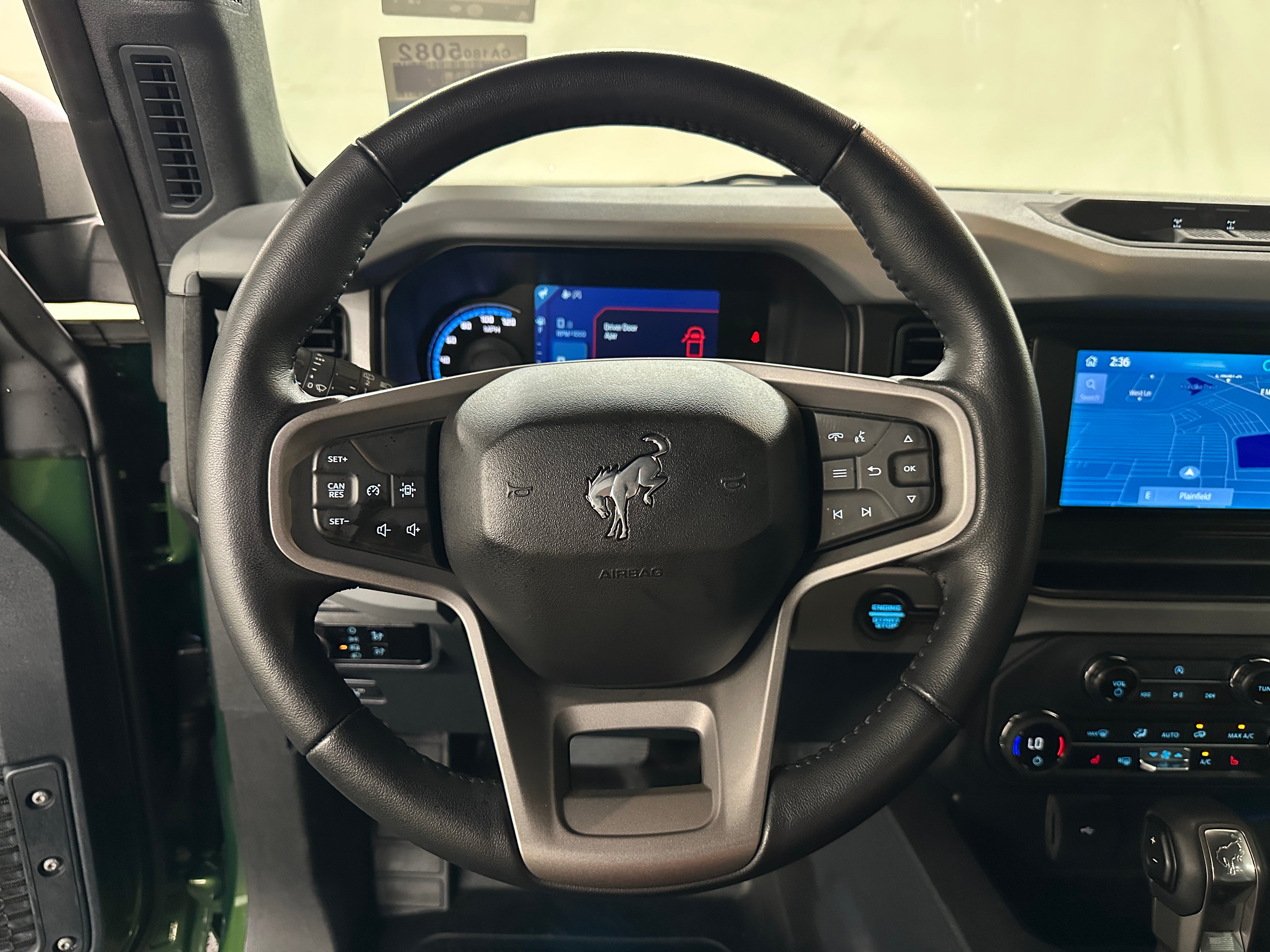 2023 Ford Bronco Black Diamond 5