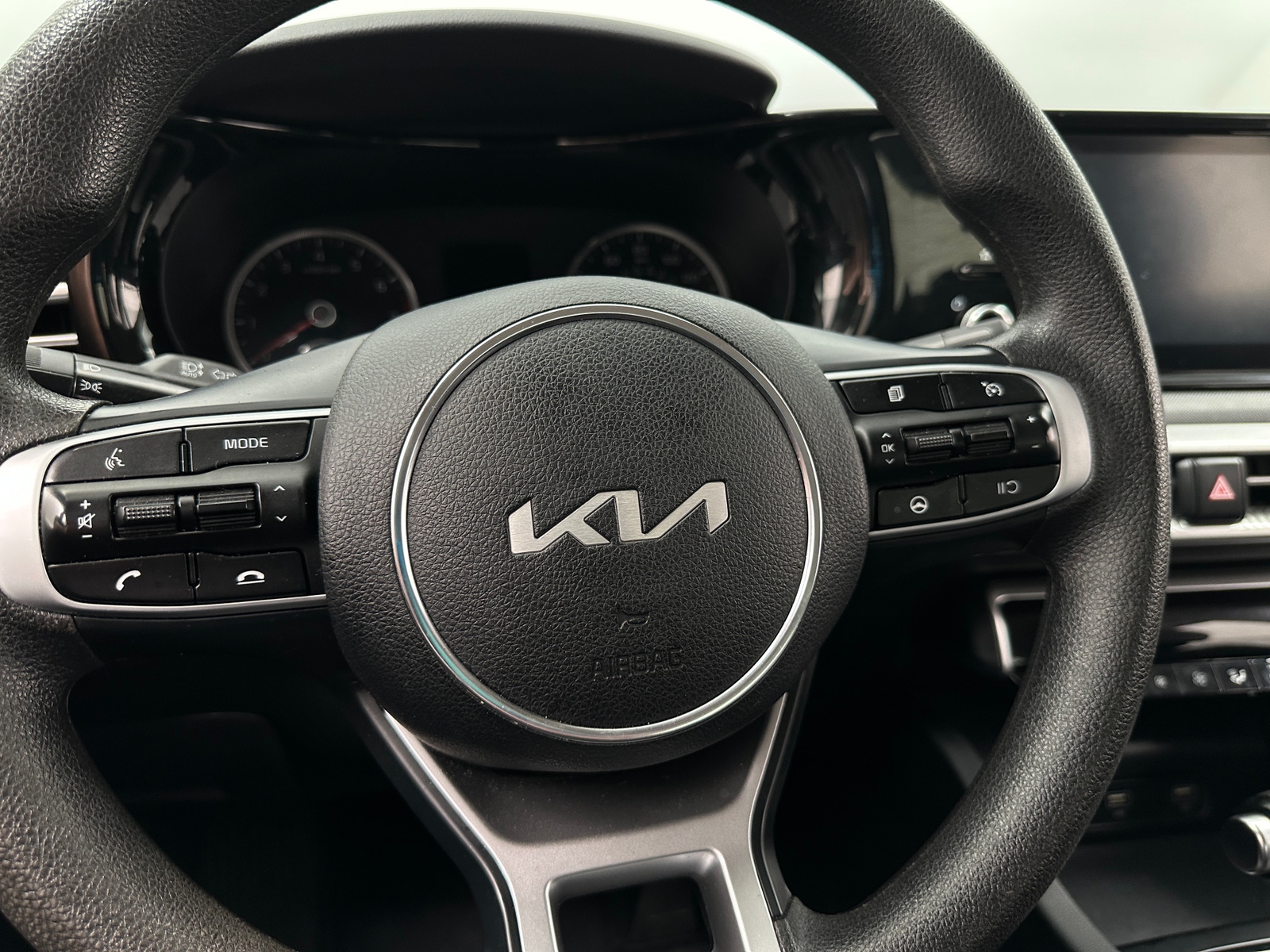 Thumbnail: 2023 Kia K5 - 5
