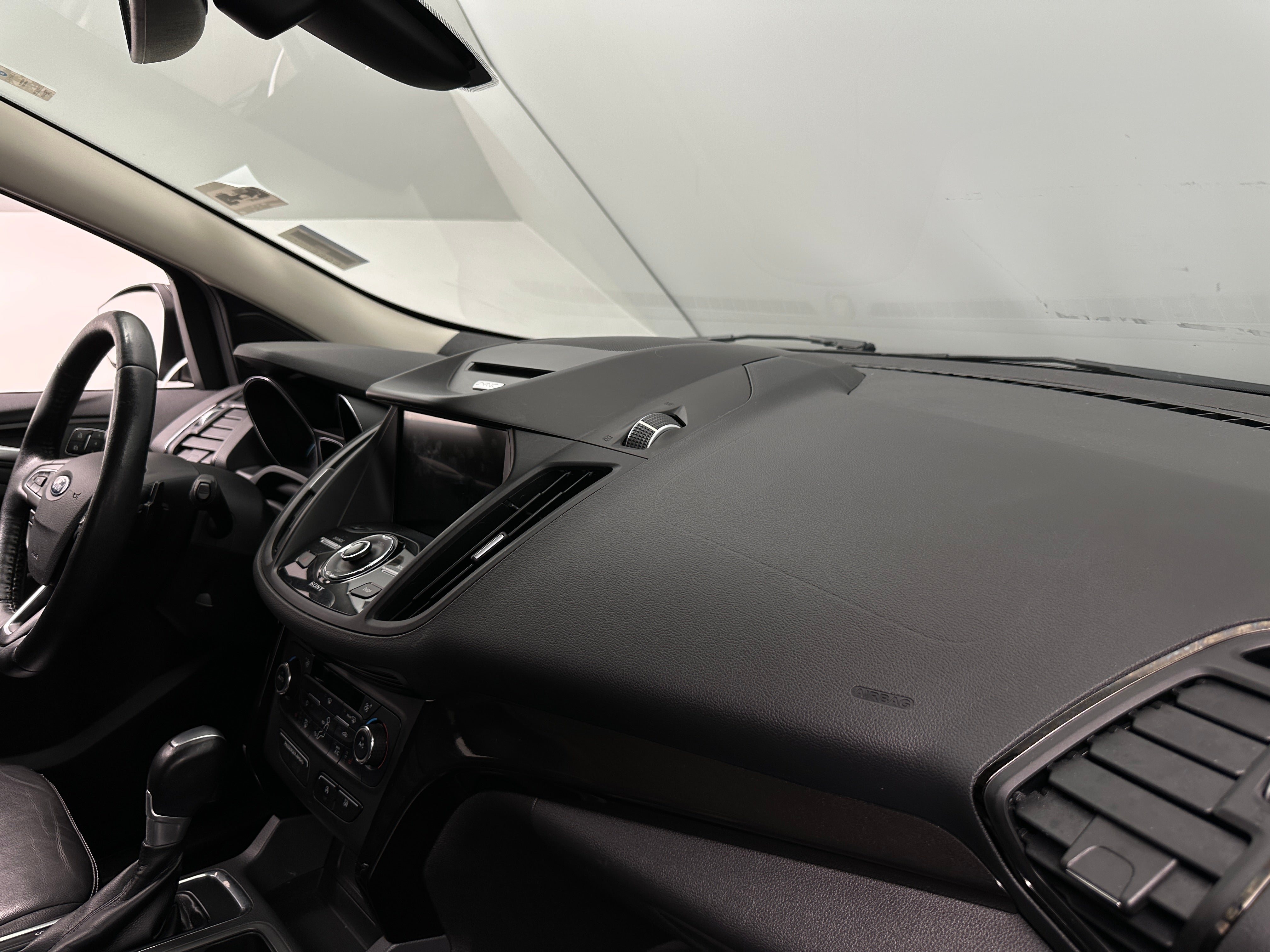 2017 Ford Escape Titanium 2