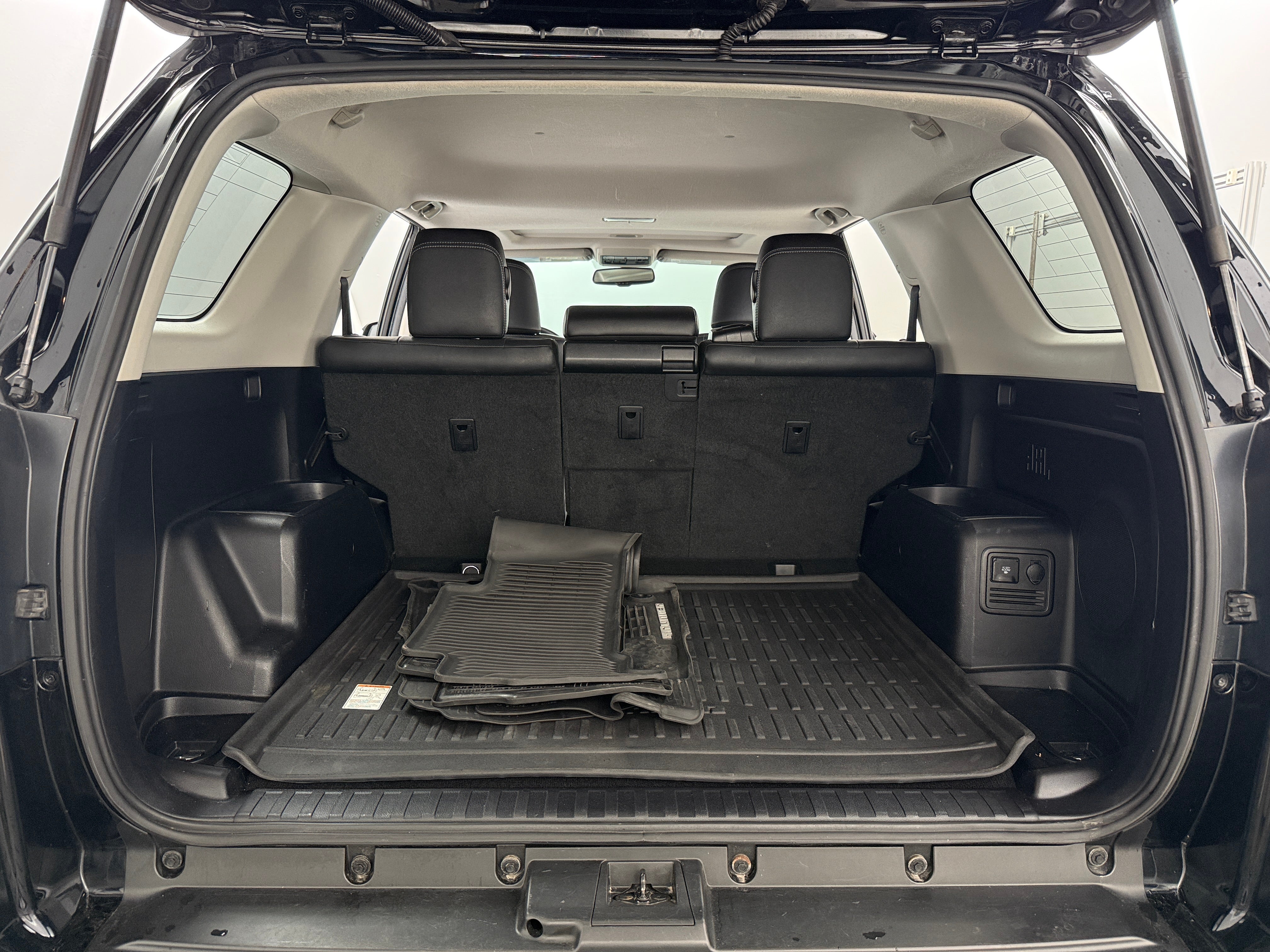 2017 Toyota 4Runner Limited 7