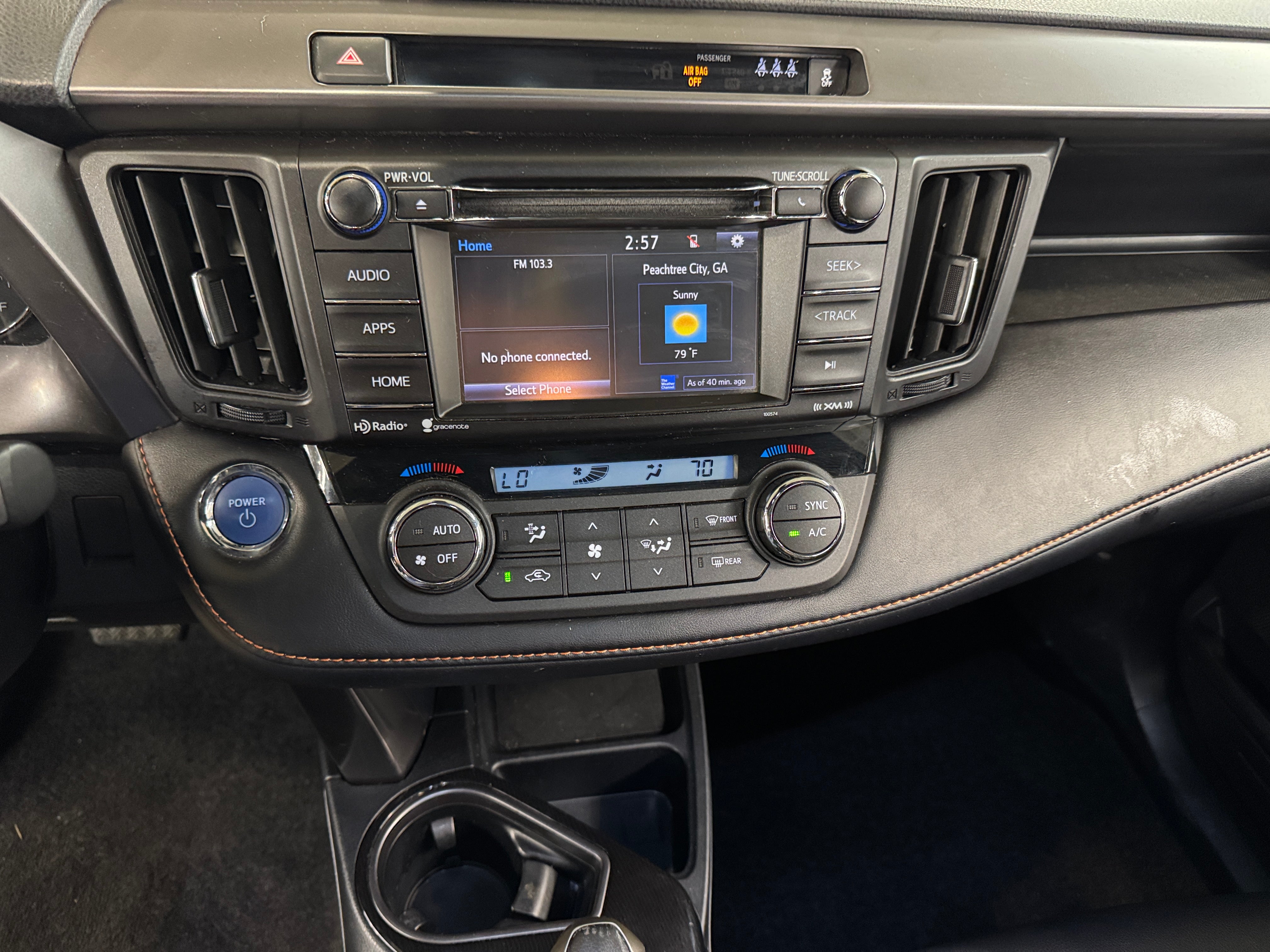 2018 Toyota RAV4 SE 3