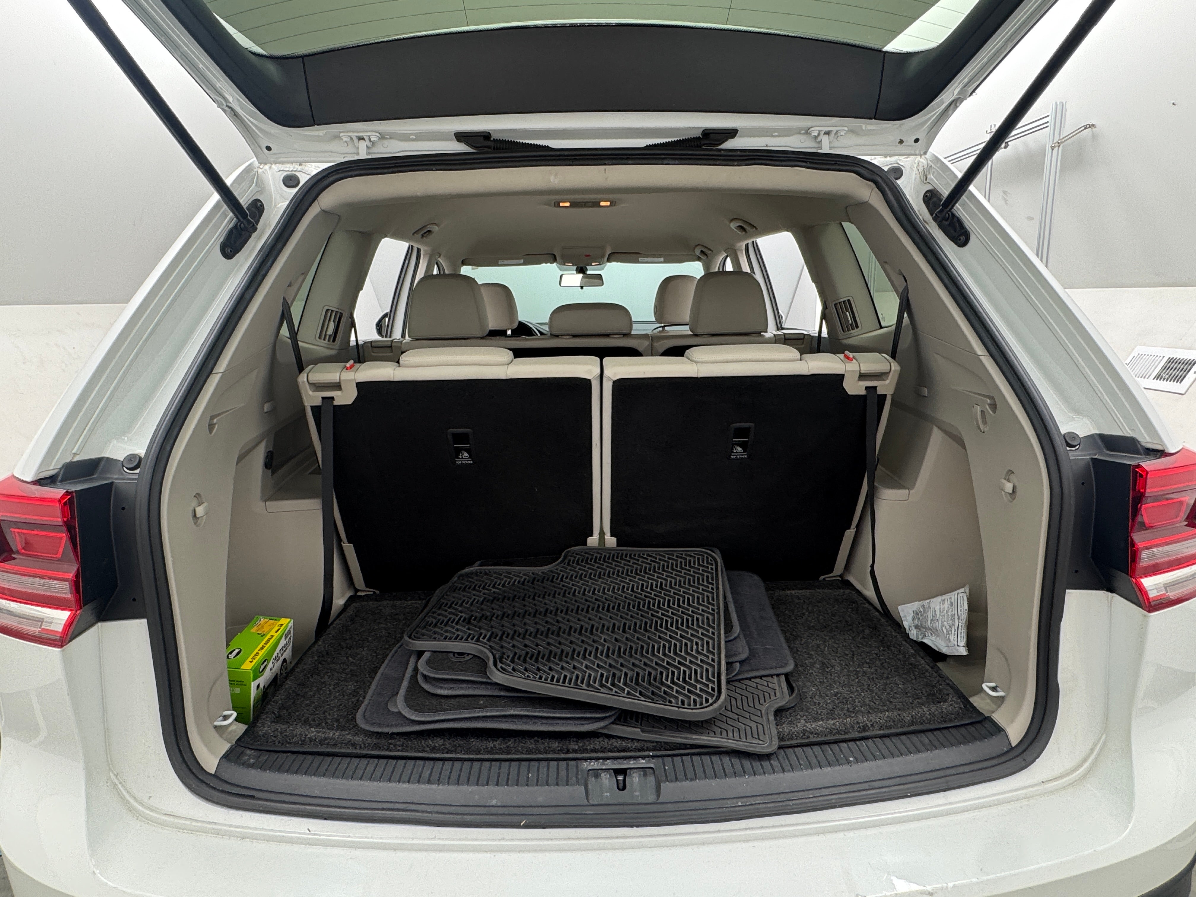 2018 Volkswagen Atlas SE 6