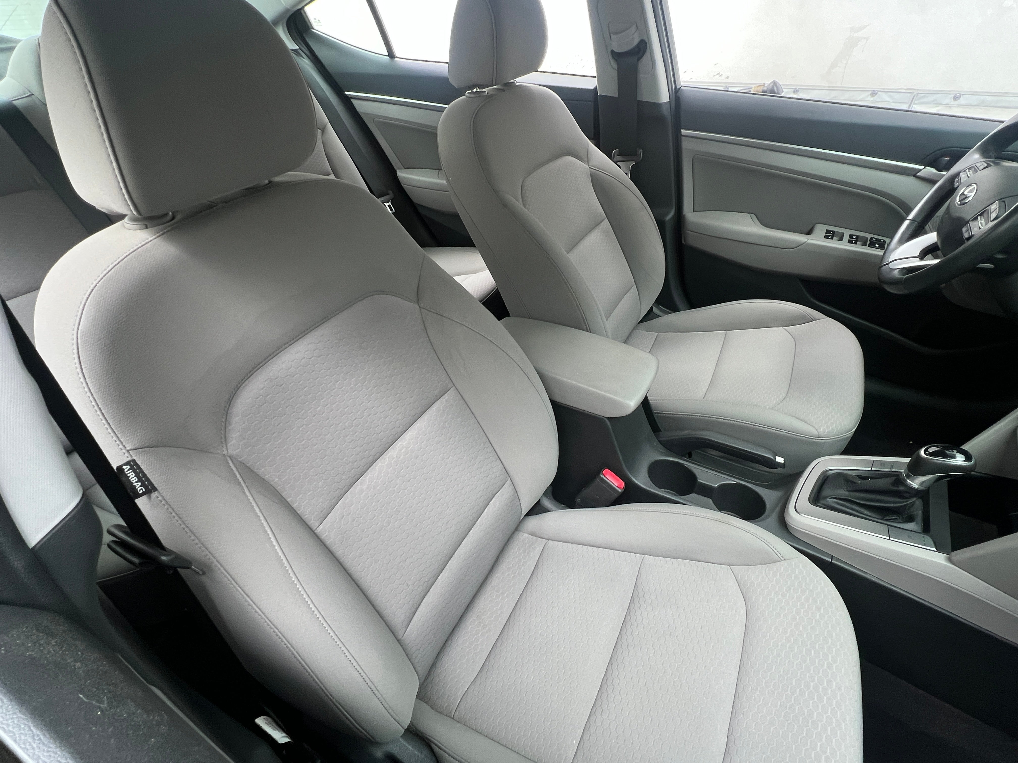 2020 Hyundai Elantra Value Edition 2