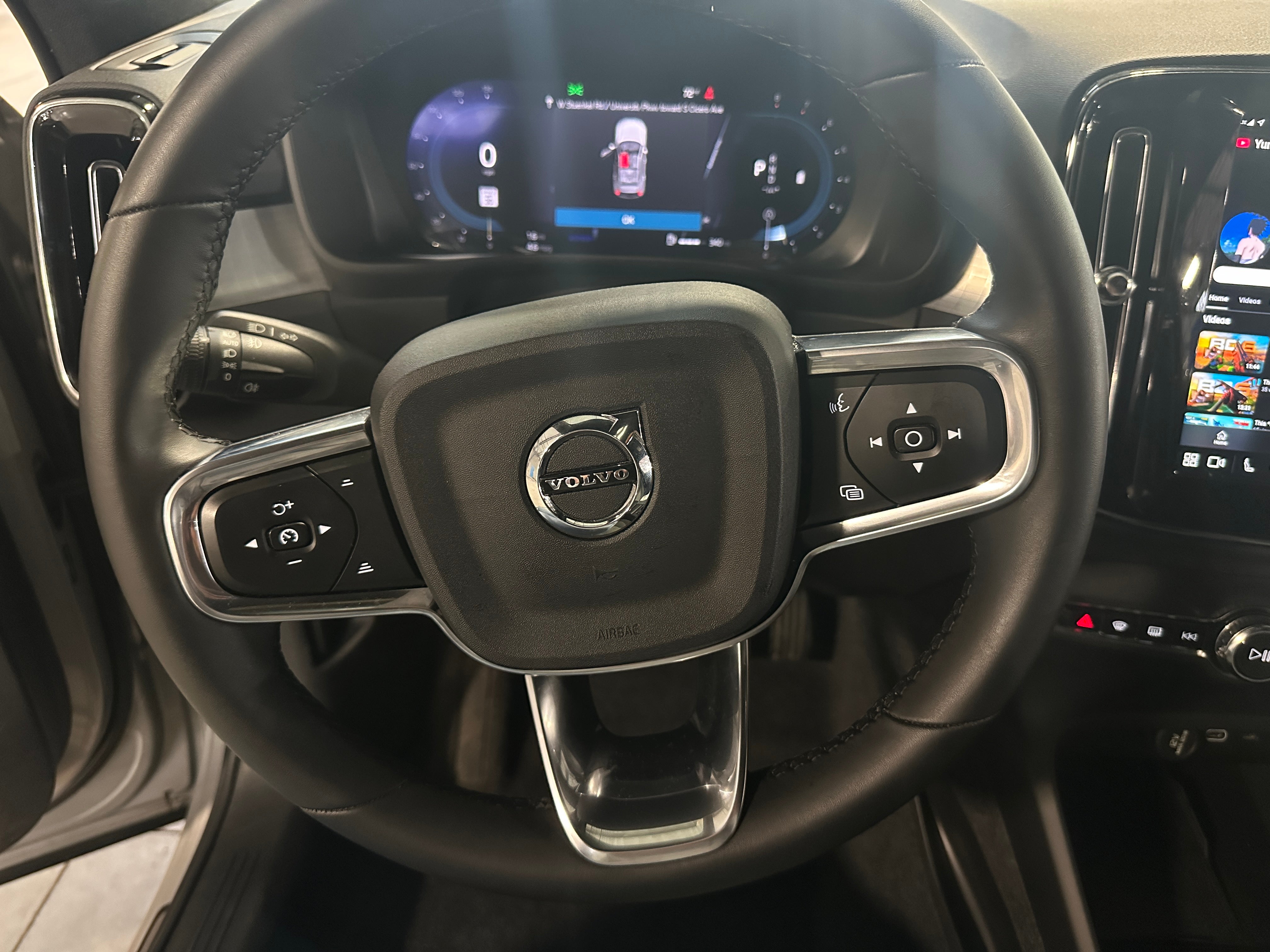 2024 Volvo XC40 B5 Core 5