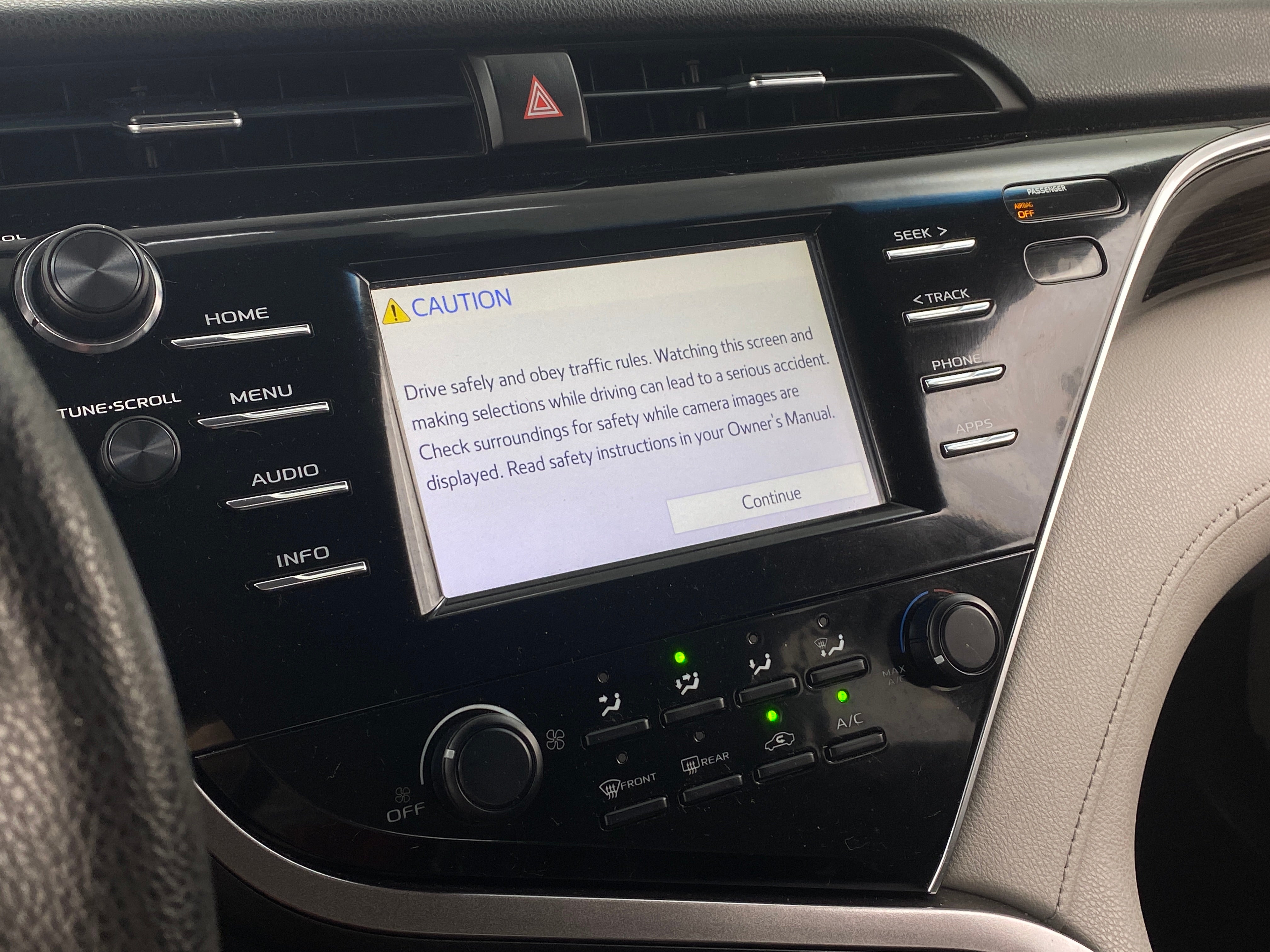 2018 Toyota Camry LE 4