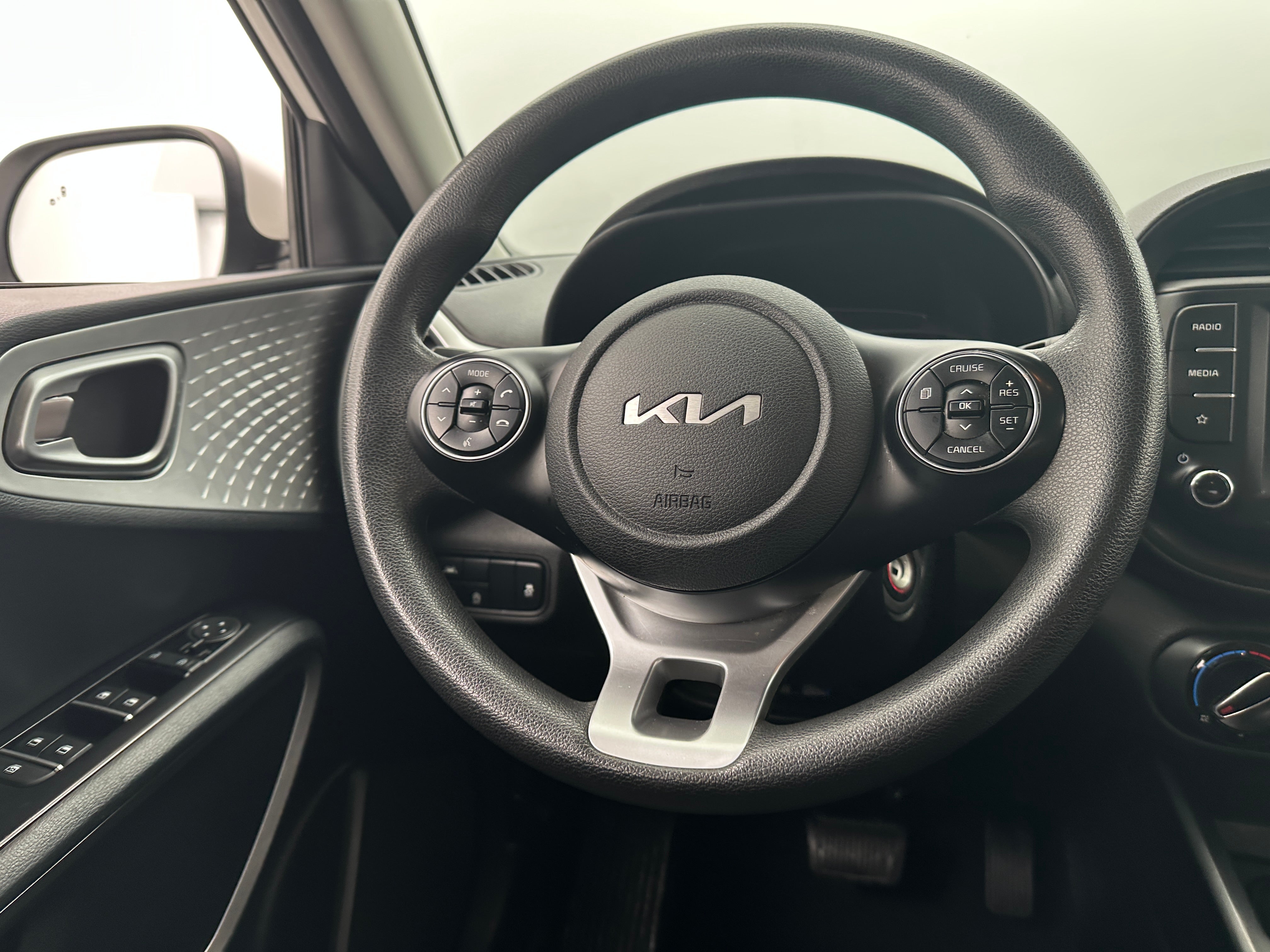 2022 Kia Soul LX 5