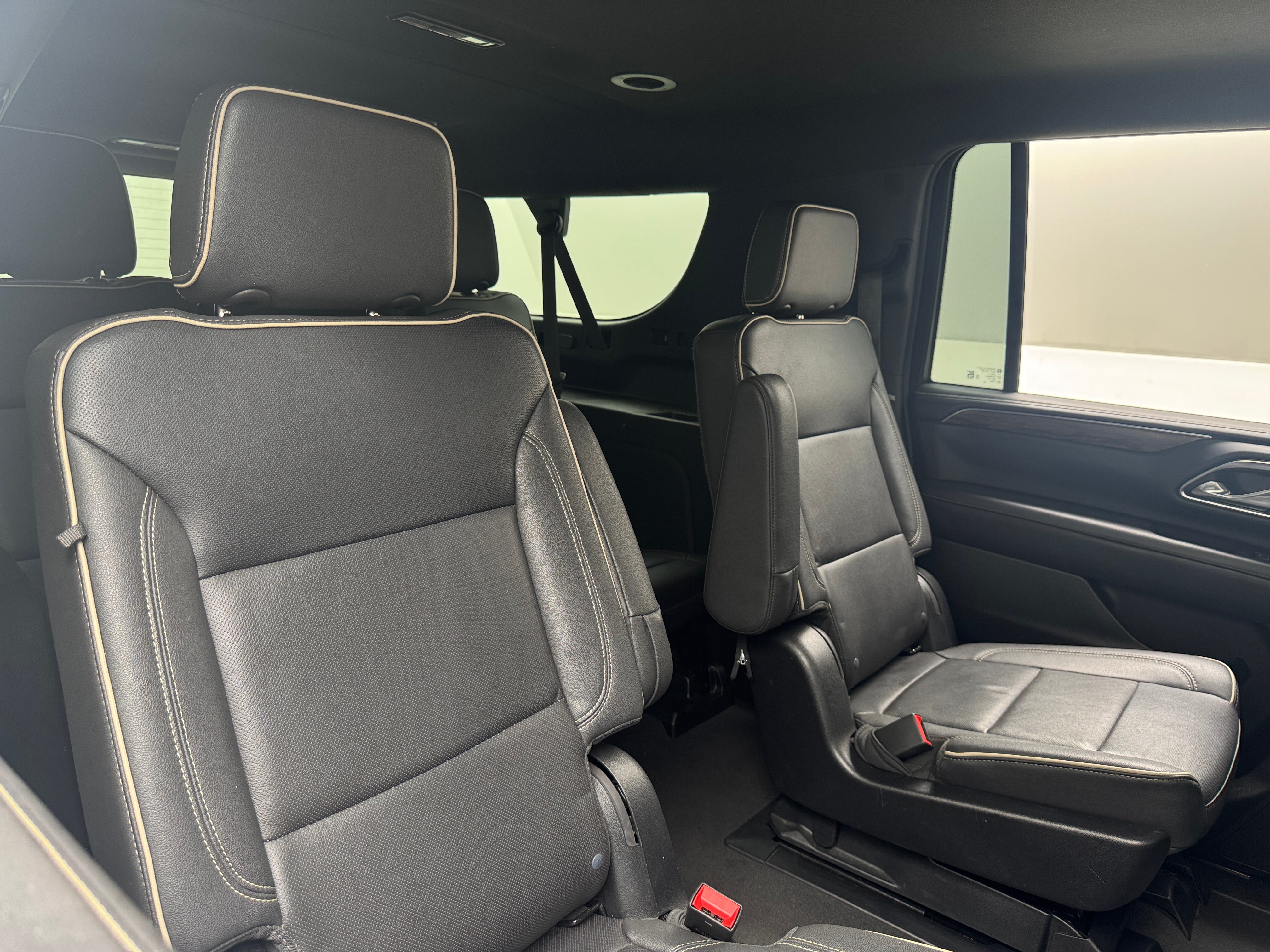 2023 Chevrolet Suburban Premier 5