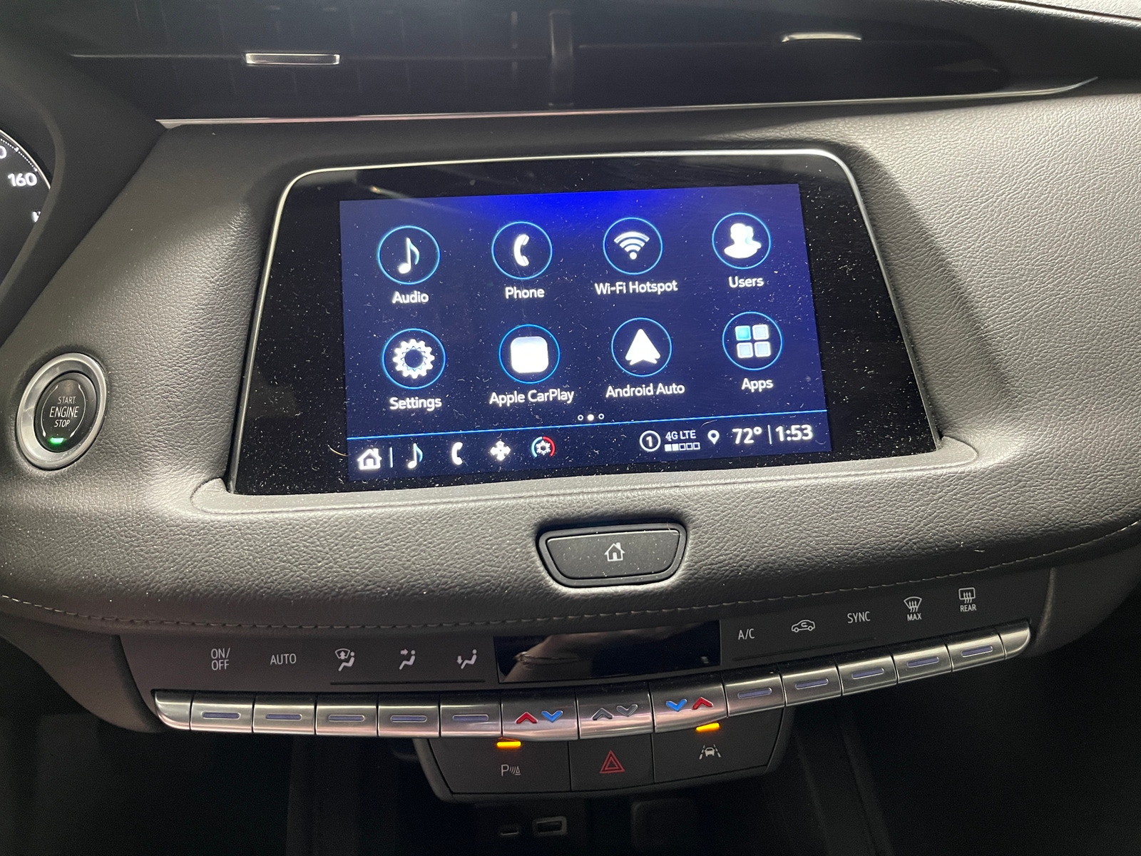 Thumbnail: 2023 Cadillac XT4 - 3