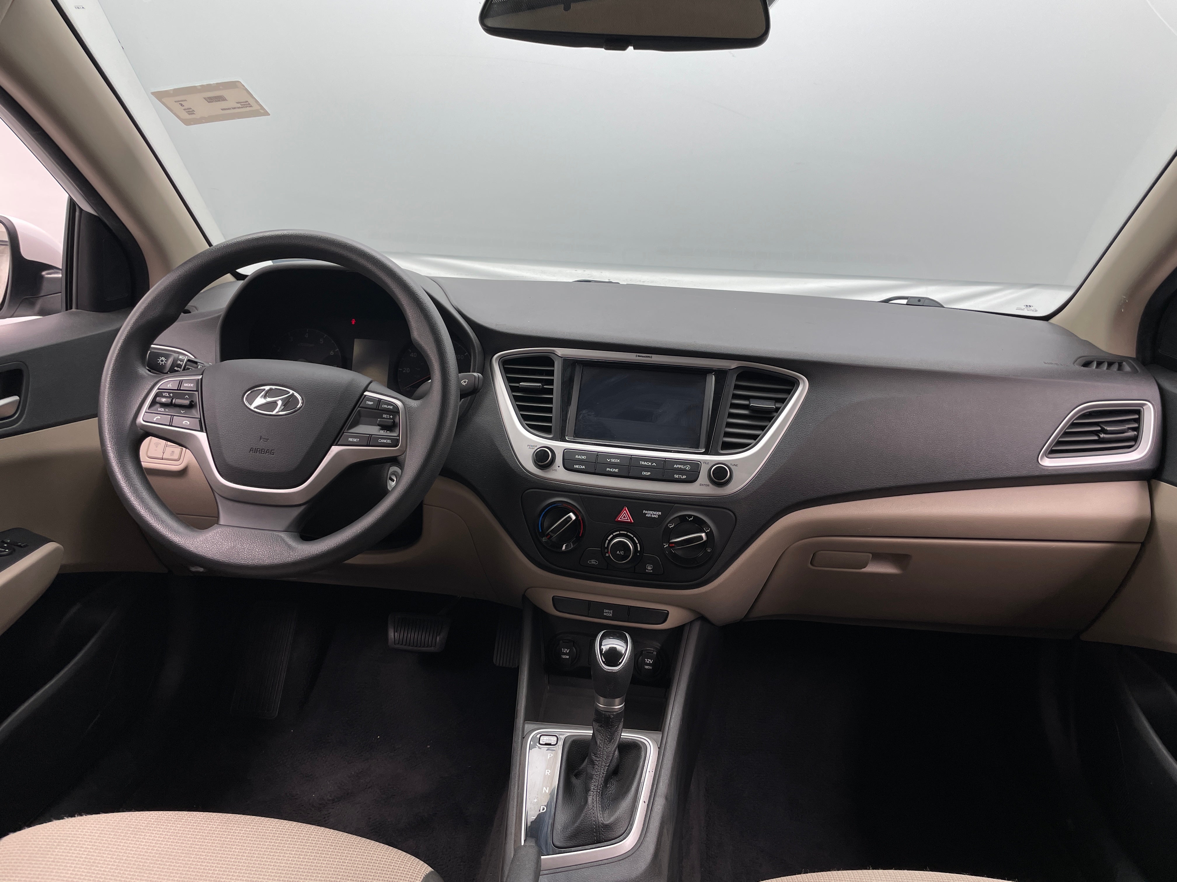 2022 Hyundai Accent SEL 3