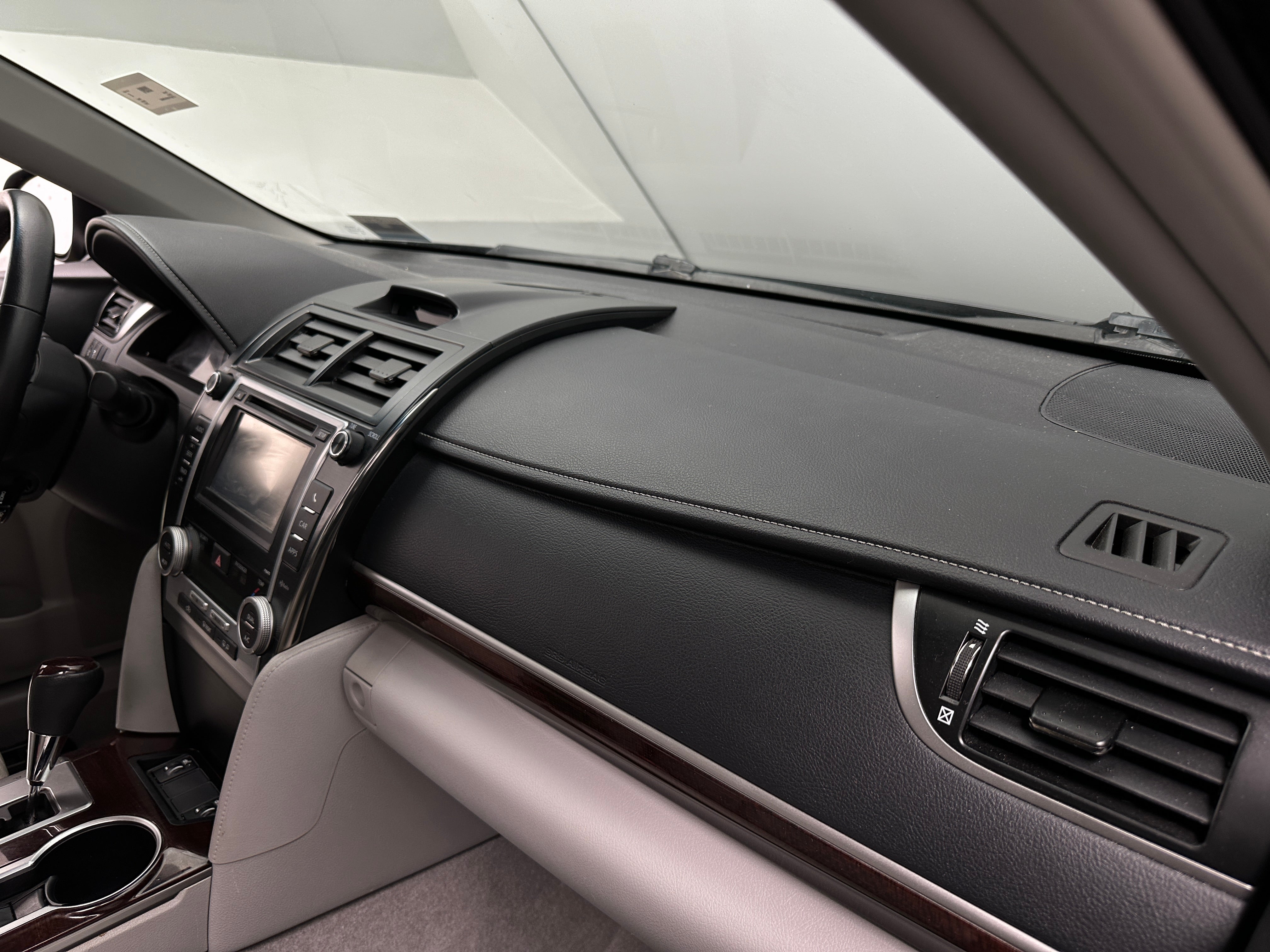 2013 Toyota Camry XLE 2