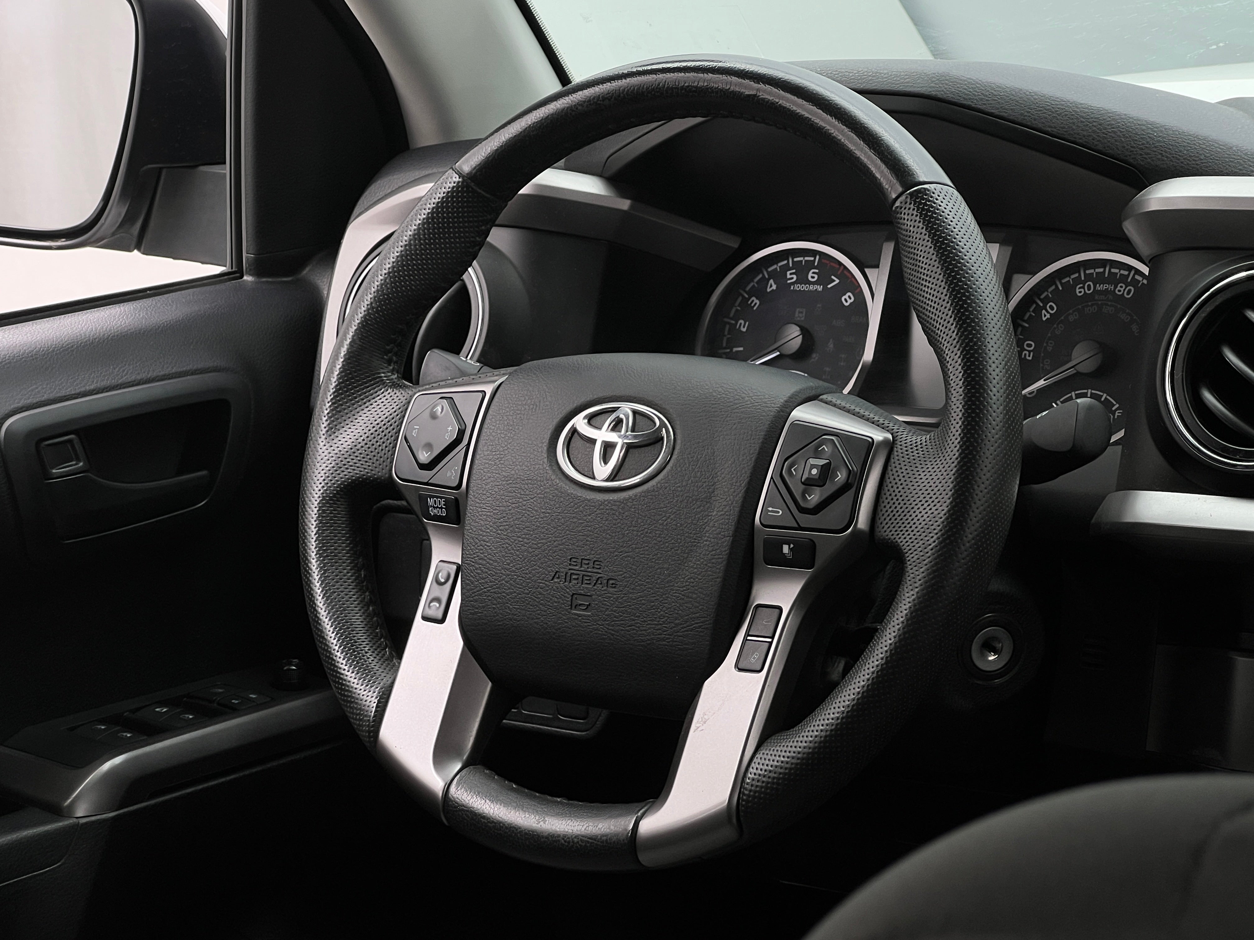 2022 Toyota Tacoma SR5 5
