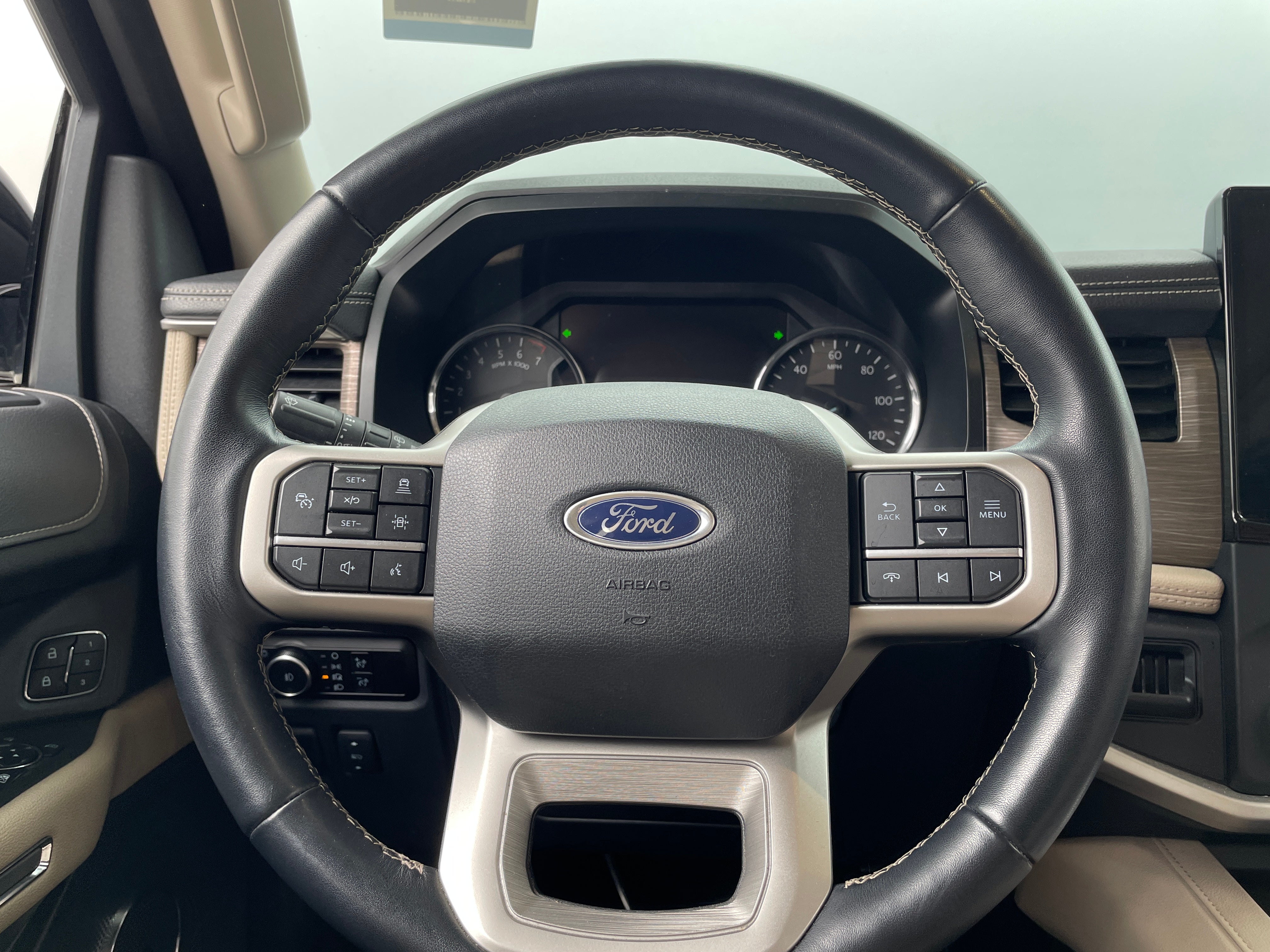 2023 Ford Expedition MAX Limited 4