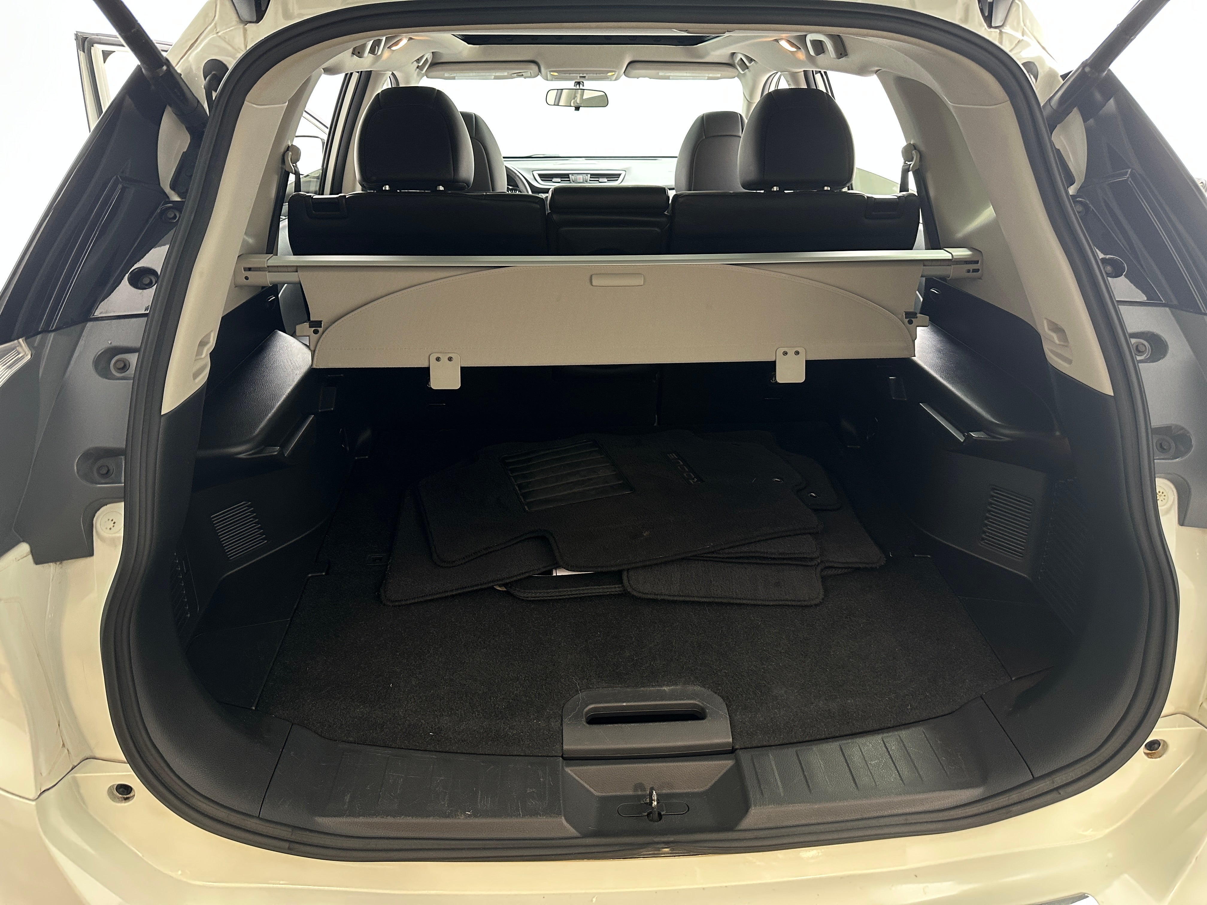 2014 Nissan Rogue SL 6