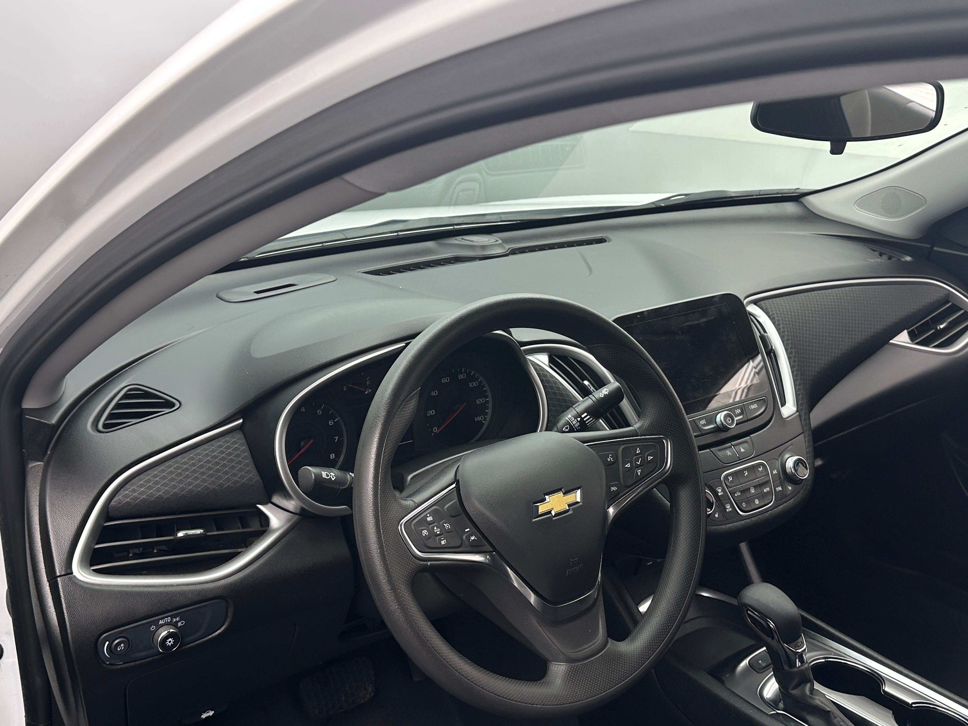 2024 Chevrolet Malibu LT 3