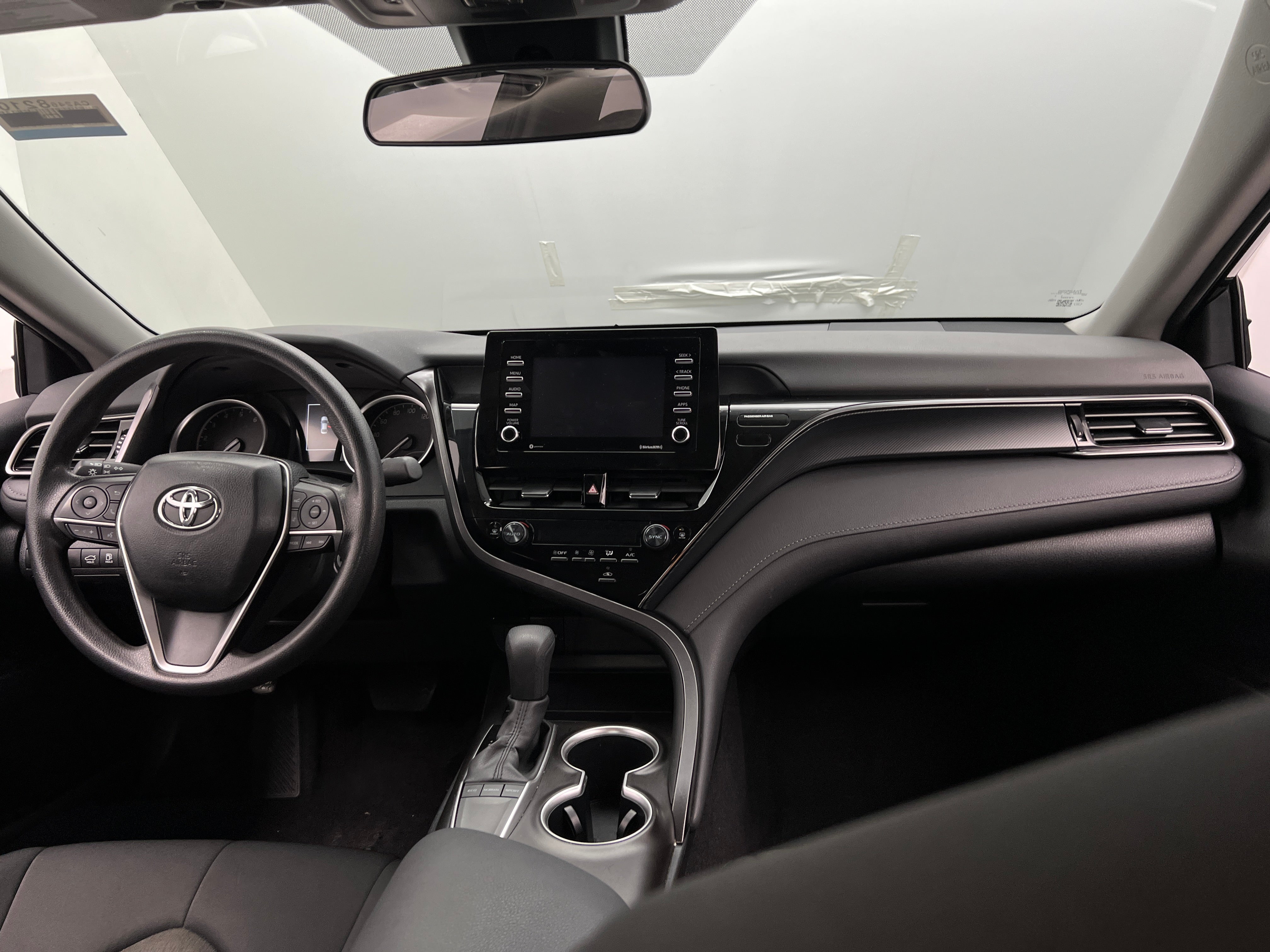 2024 Toyota Camry LE 3