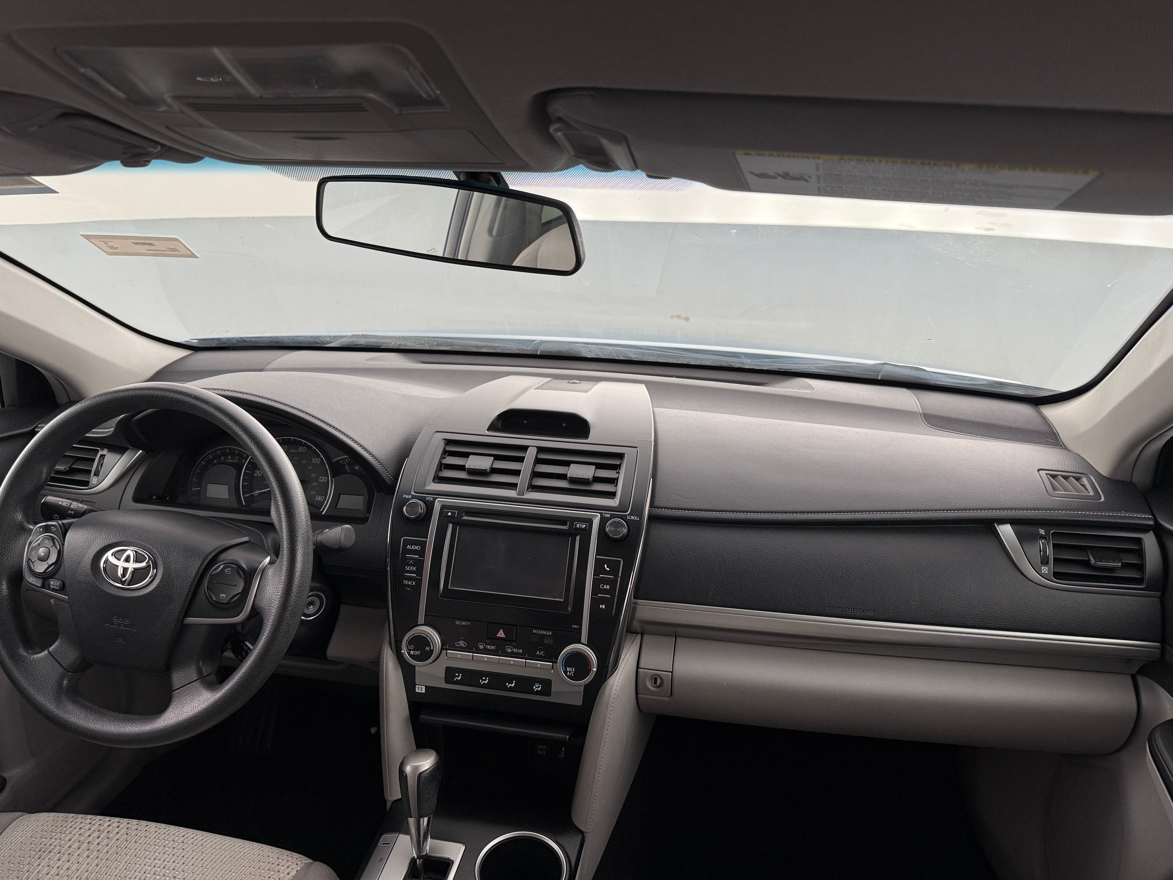 2012 Toyota Camry LE 3