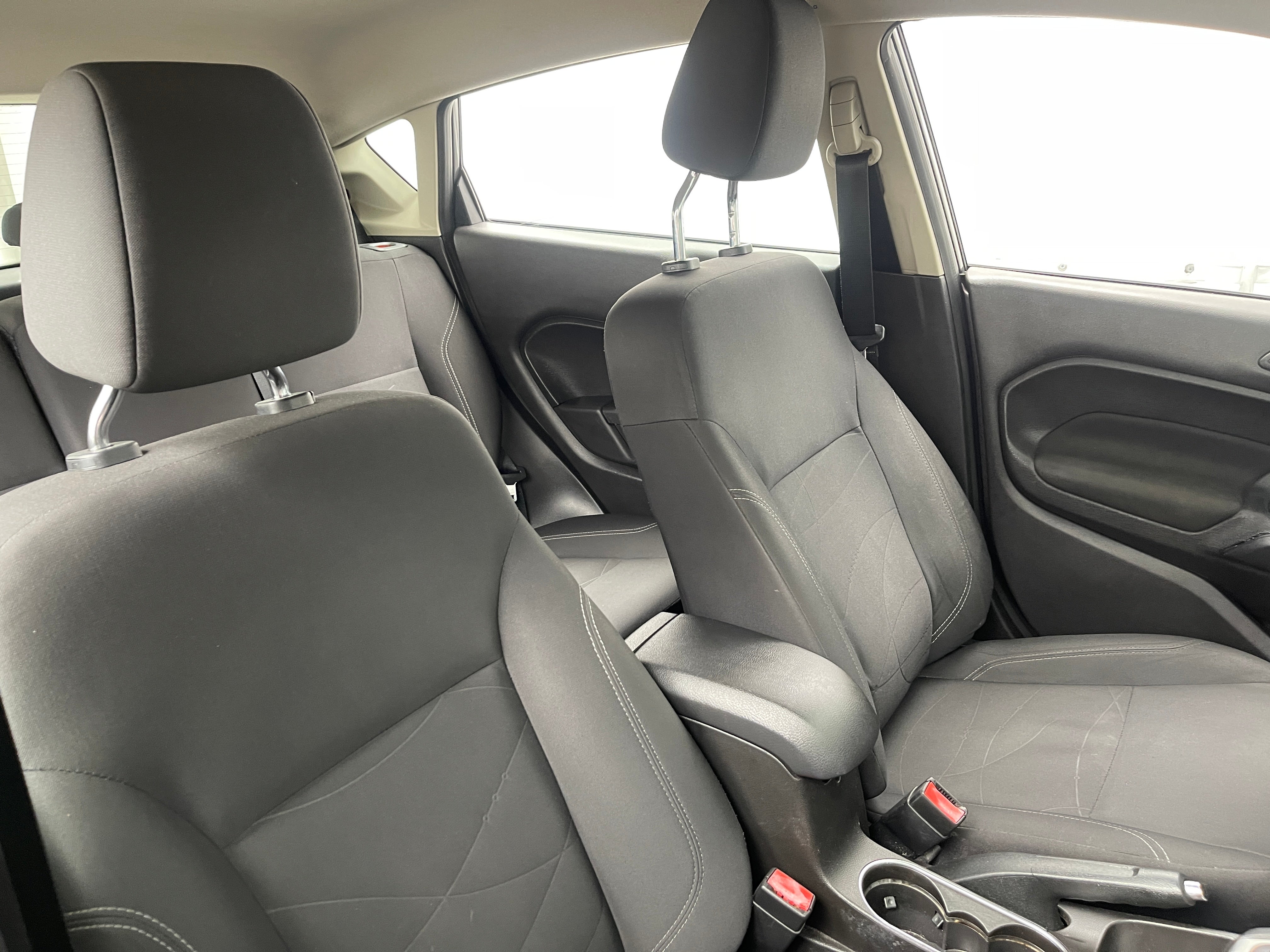 2019 Ford Fiesta SE 2