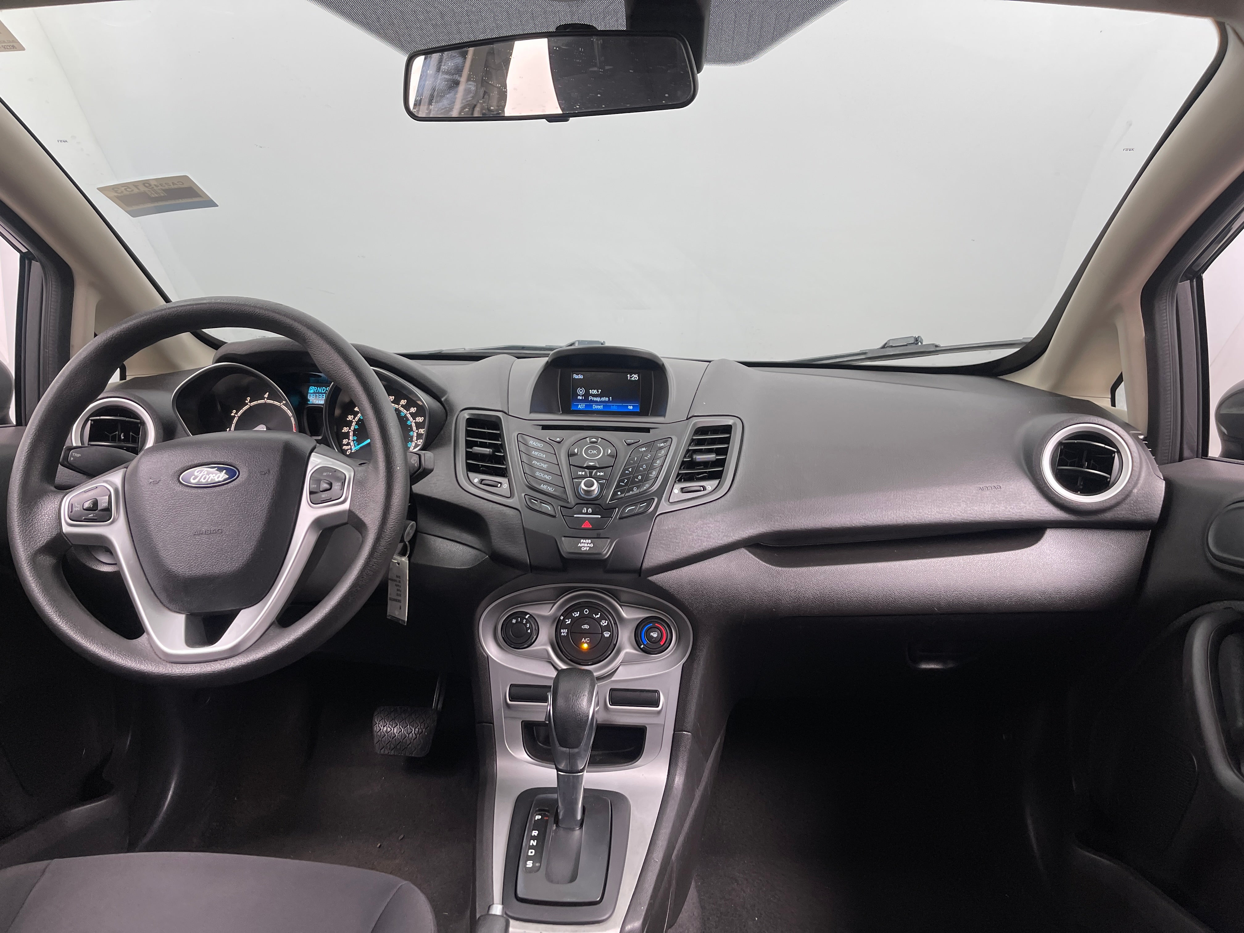 2019 Ford Fiesta SE 3