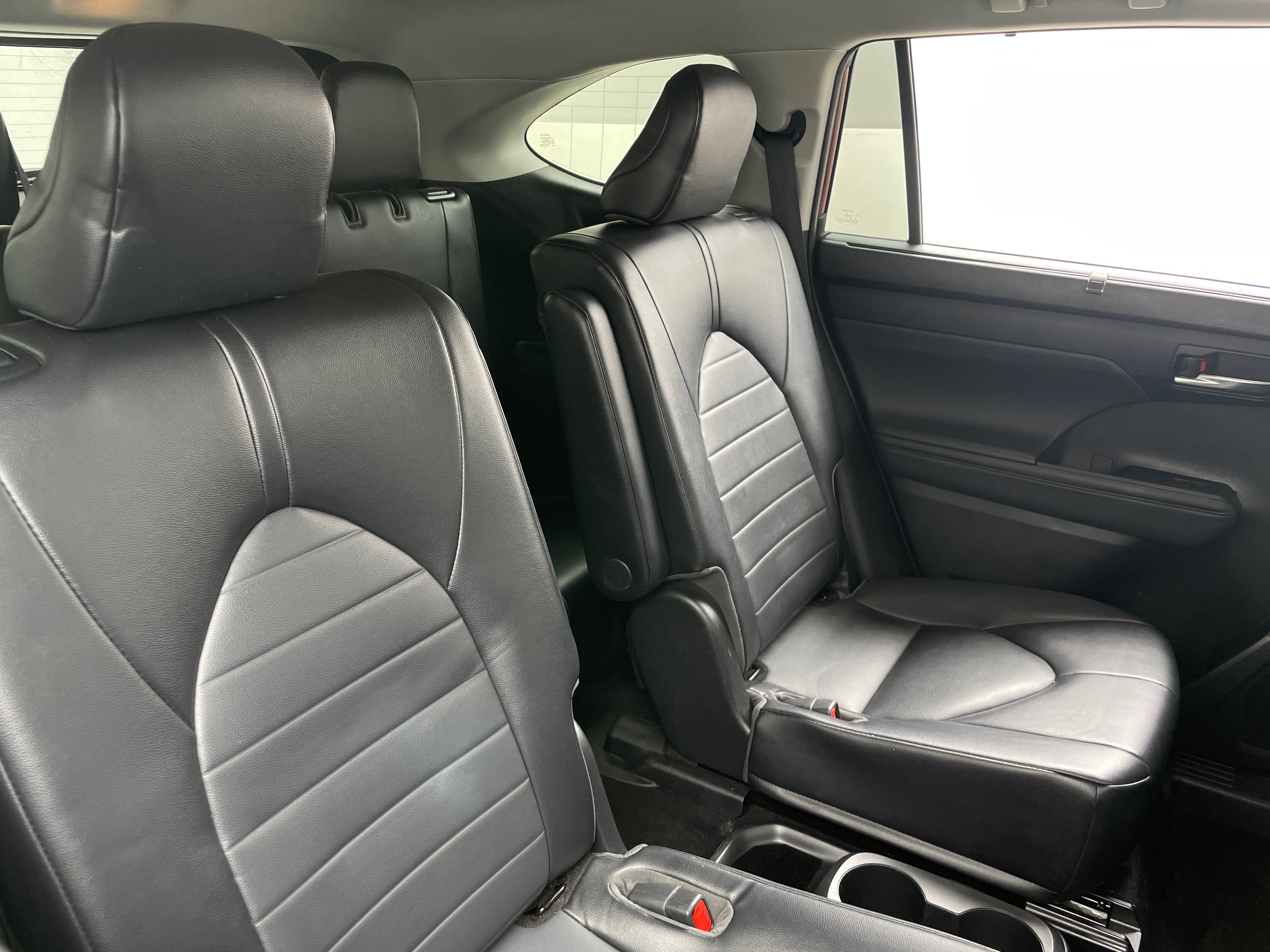 2022 Toyota Highlander XLE 5