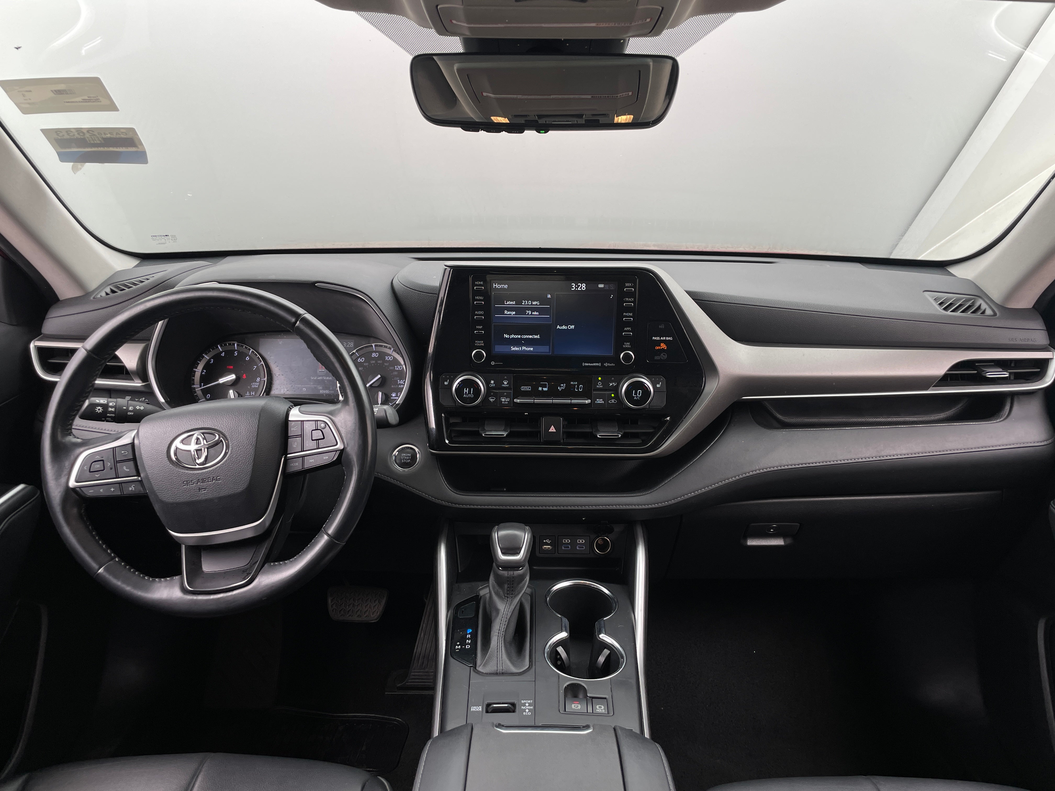 2022 Toyota Highlander XLE 2