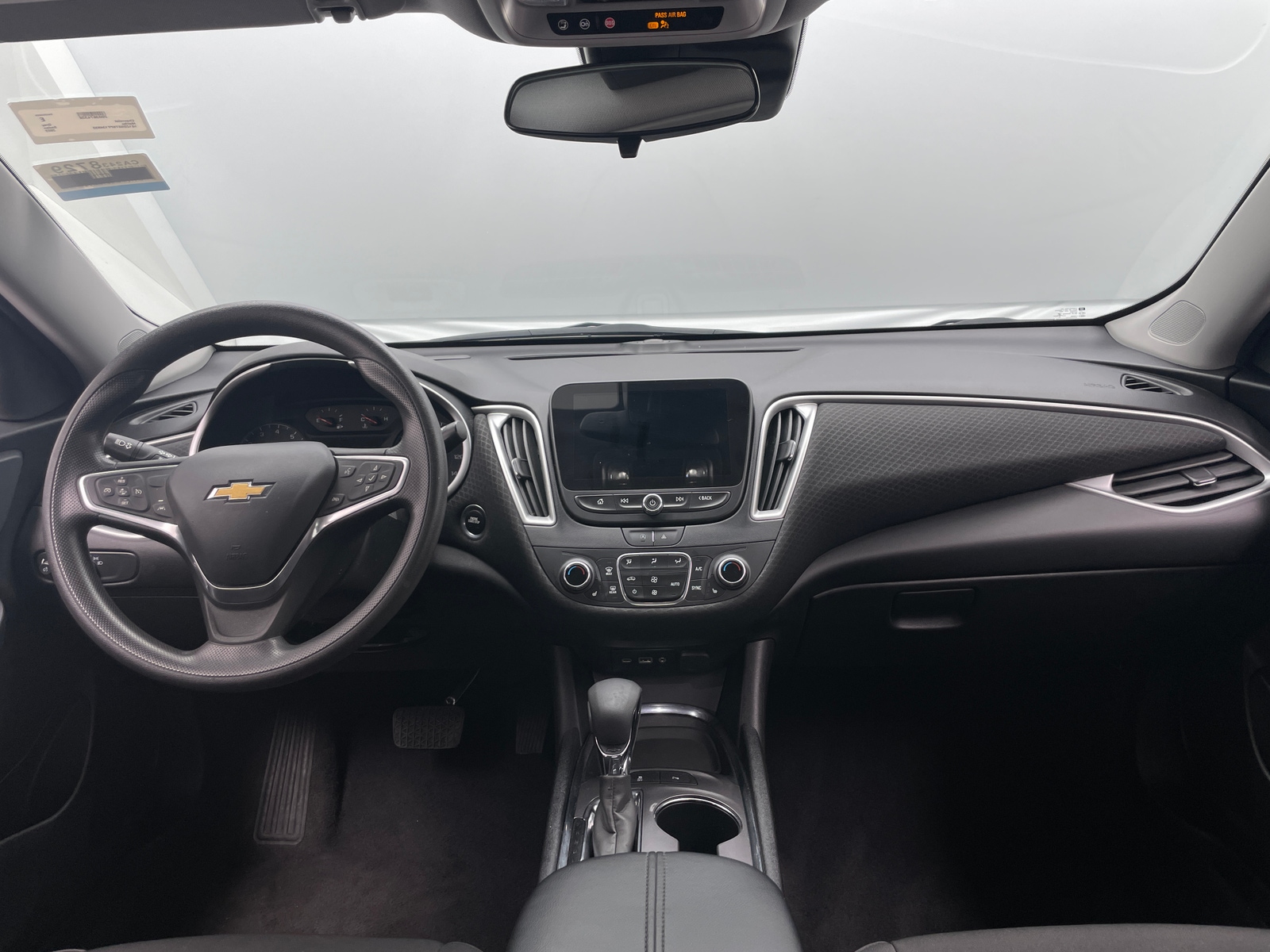 Thumbnail: 2023 Chevrolet Malibu - 3